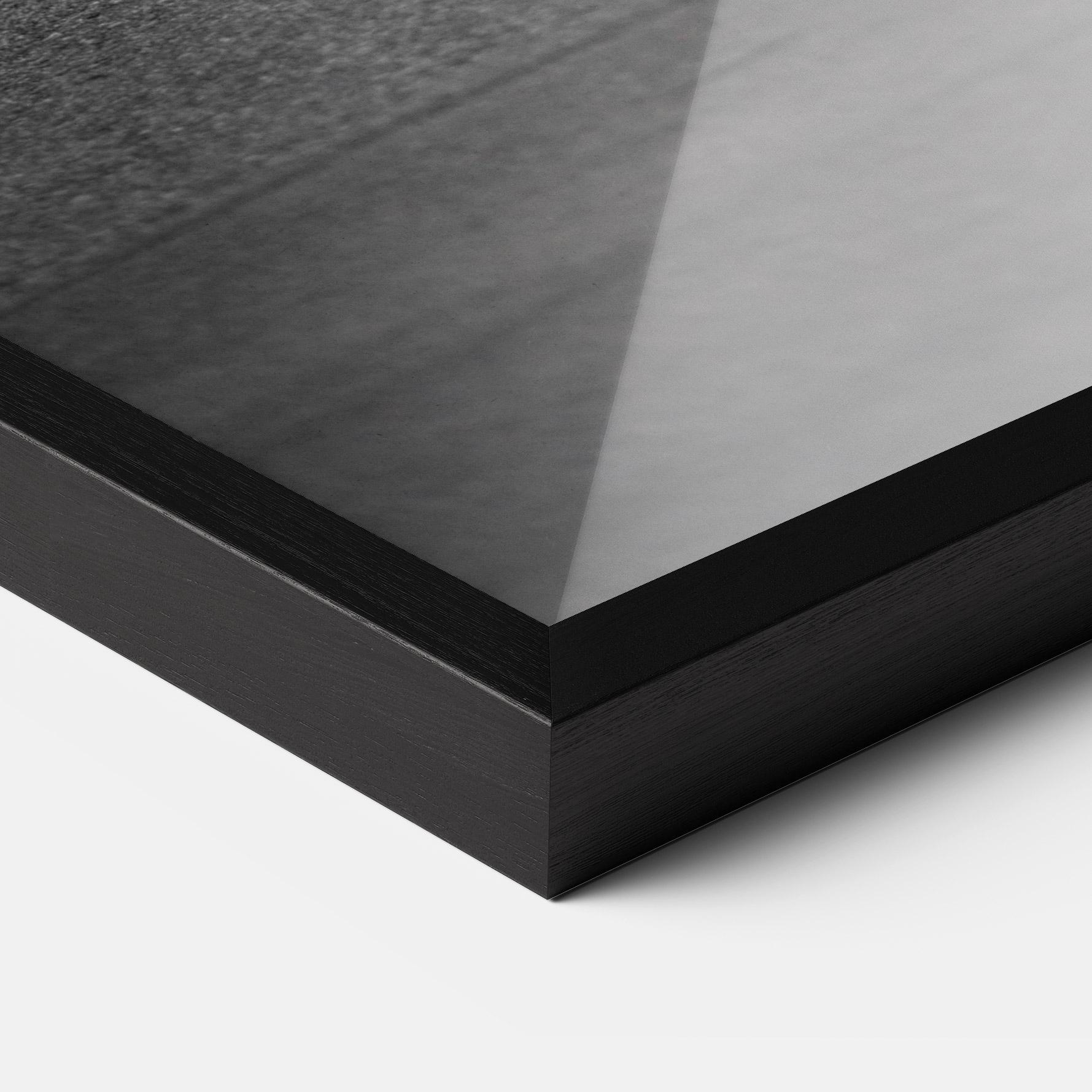 Рамкиран постер Grey F1 Car mockup 3