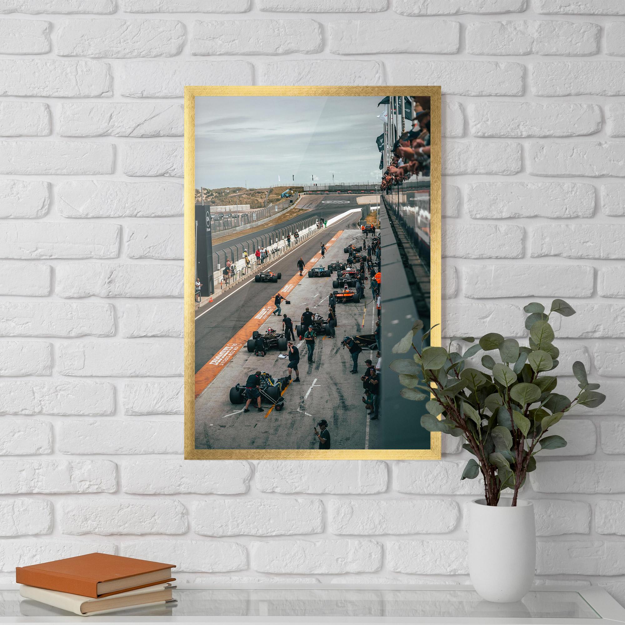 Рамкиран постер Fromula 1 Cars mockup 5