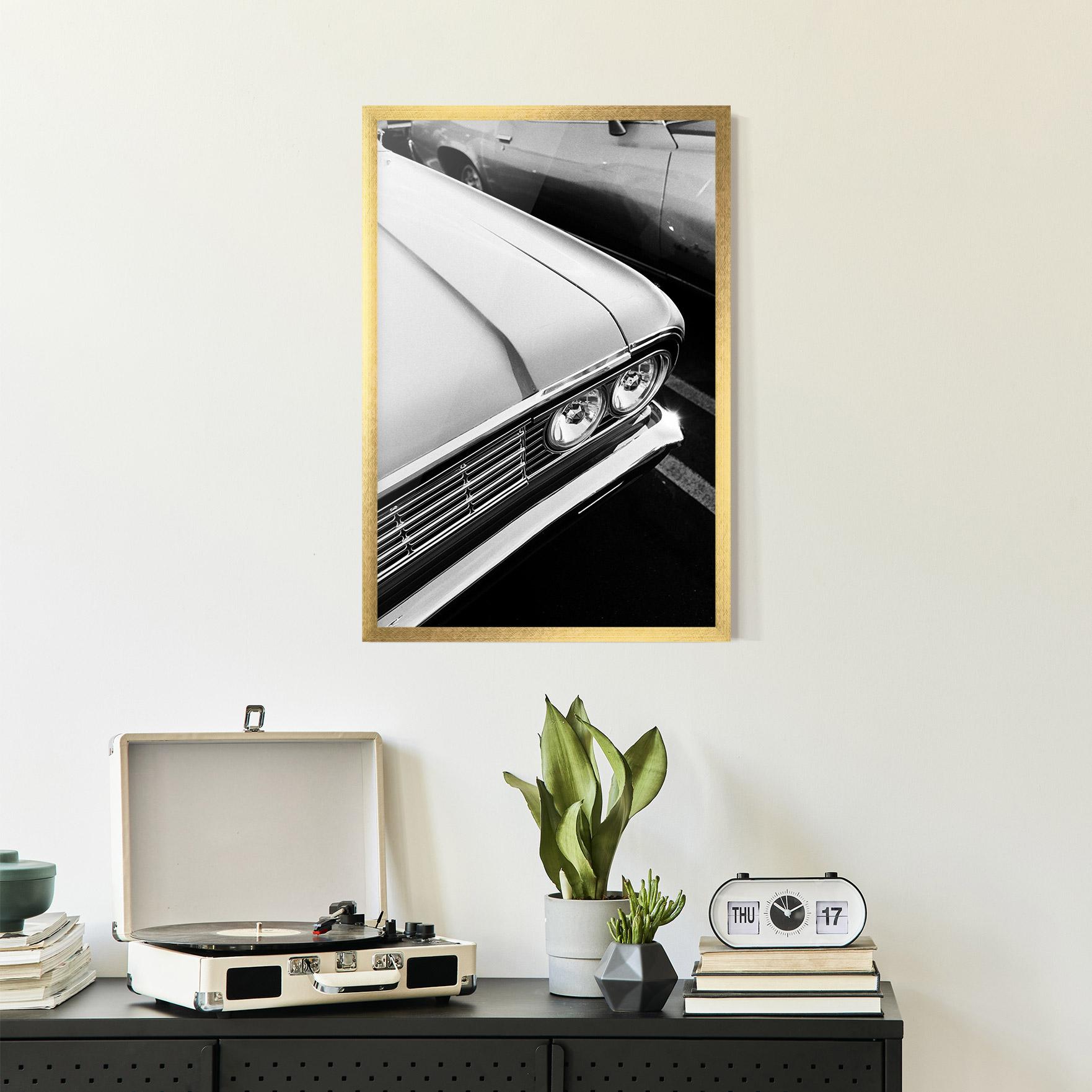 Рамкиран постер Grey Vintage Car mockup 2