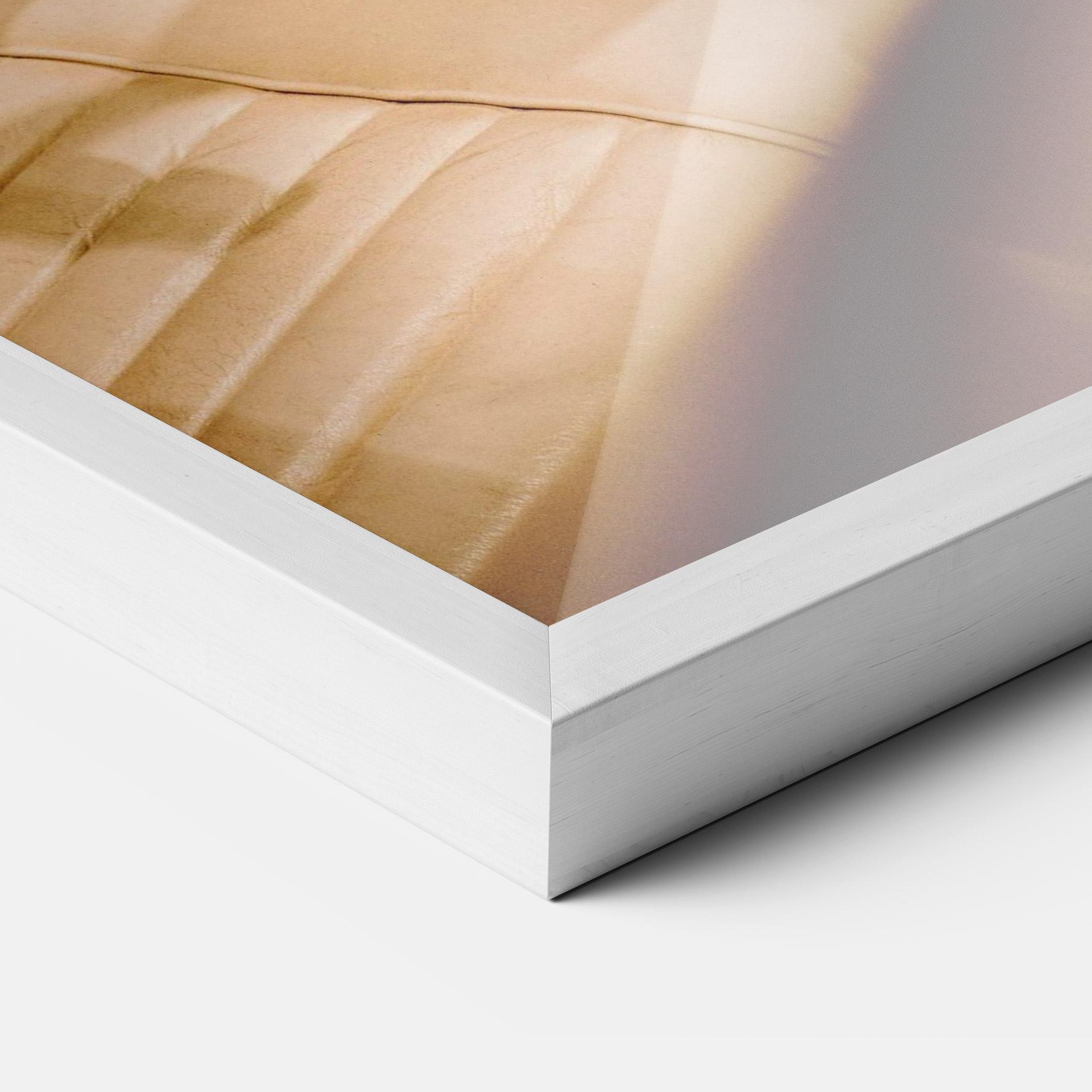 Рамкиран постер White Steering Wheel mockup 3