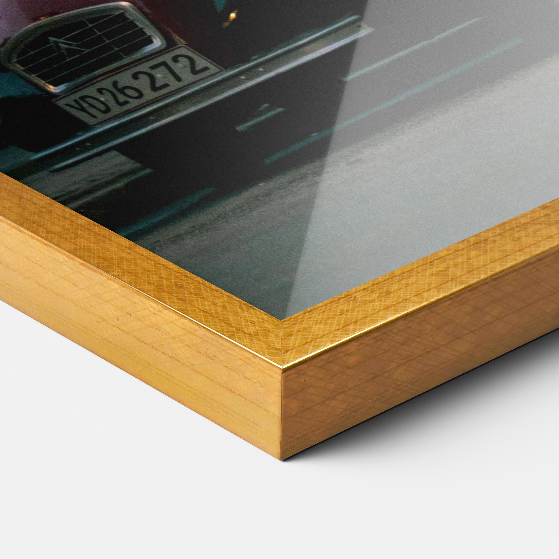 Рамкиран постер Beautiful Old Car mockup 3