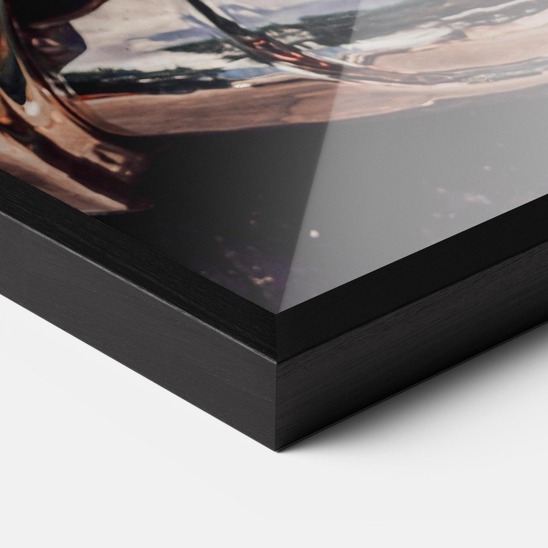 Рамкиран постер Shiny Old Car mockup 3