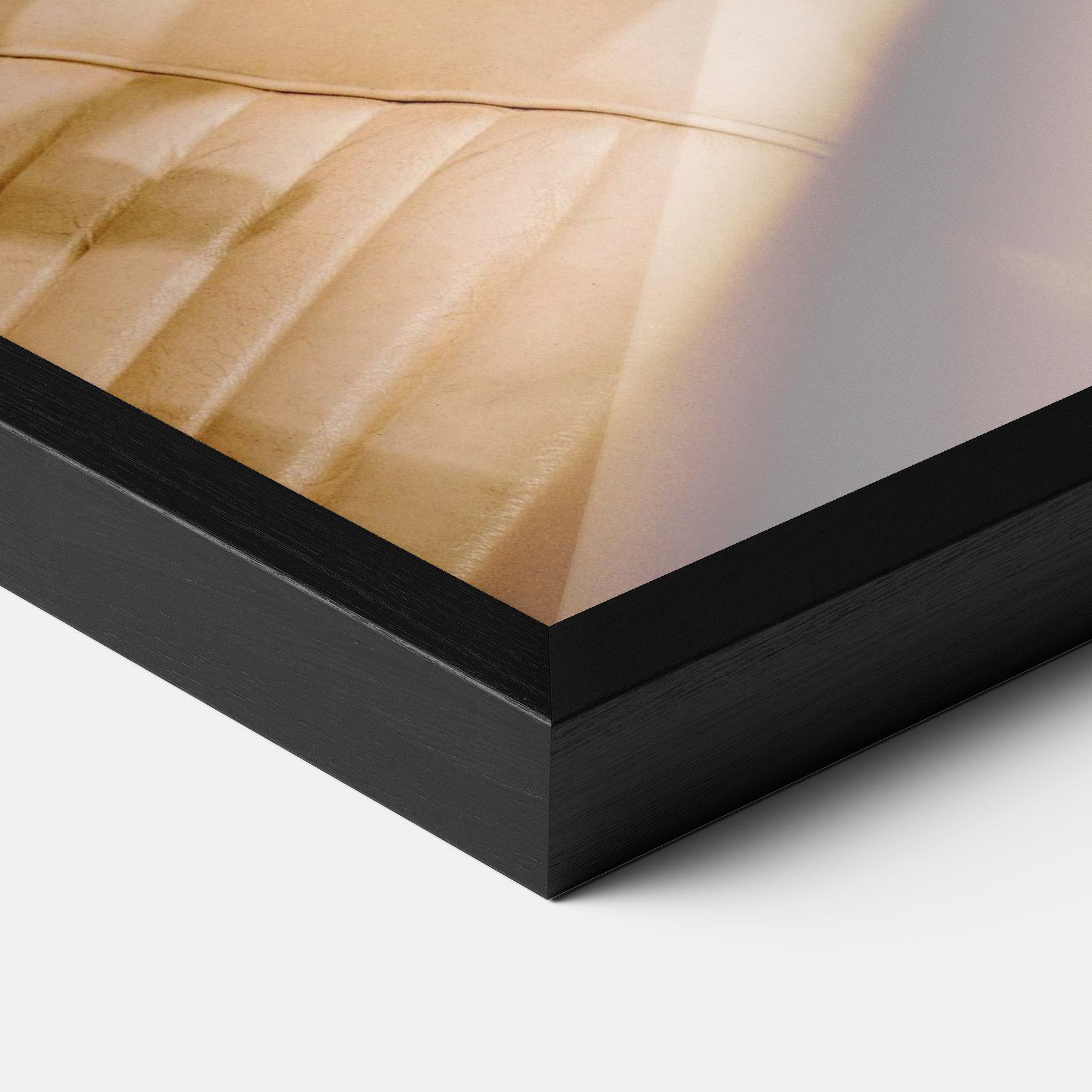 Рамкиран постер White Steering Wheel mockup 3