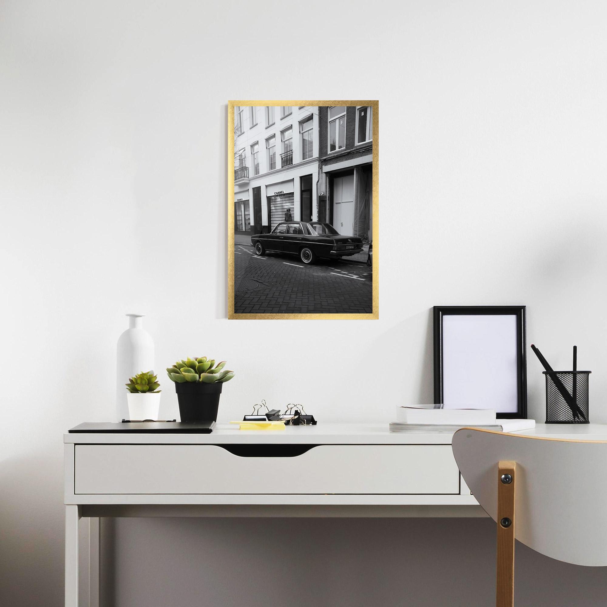 Рамкиран постер Black Old Car mockup 7