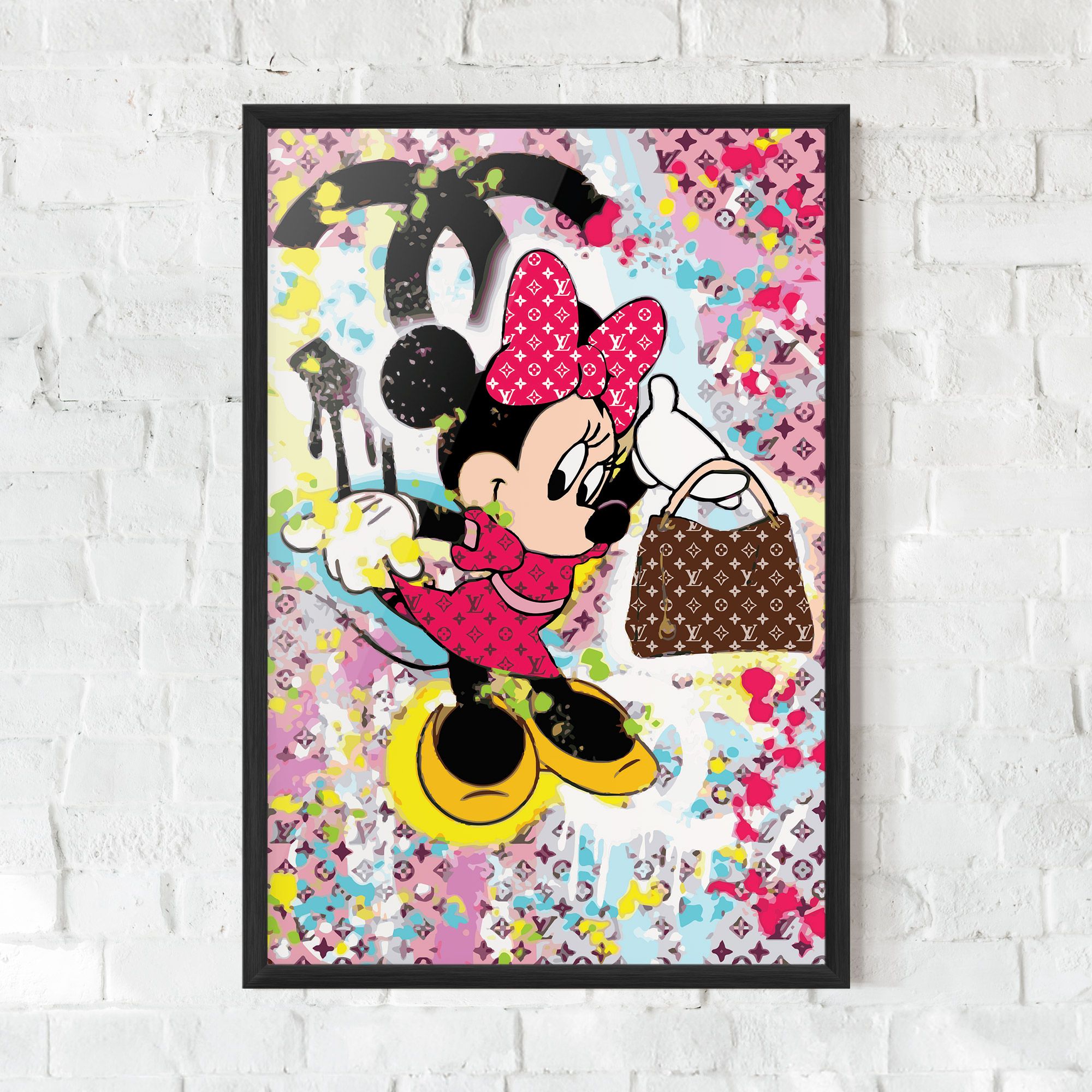 Minnie Comes Back In Fashion mockup 0