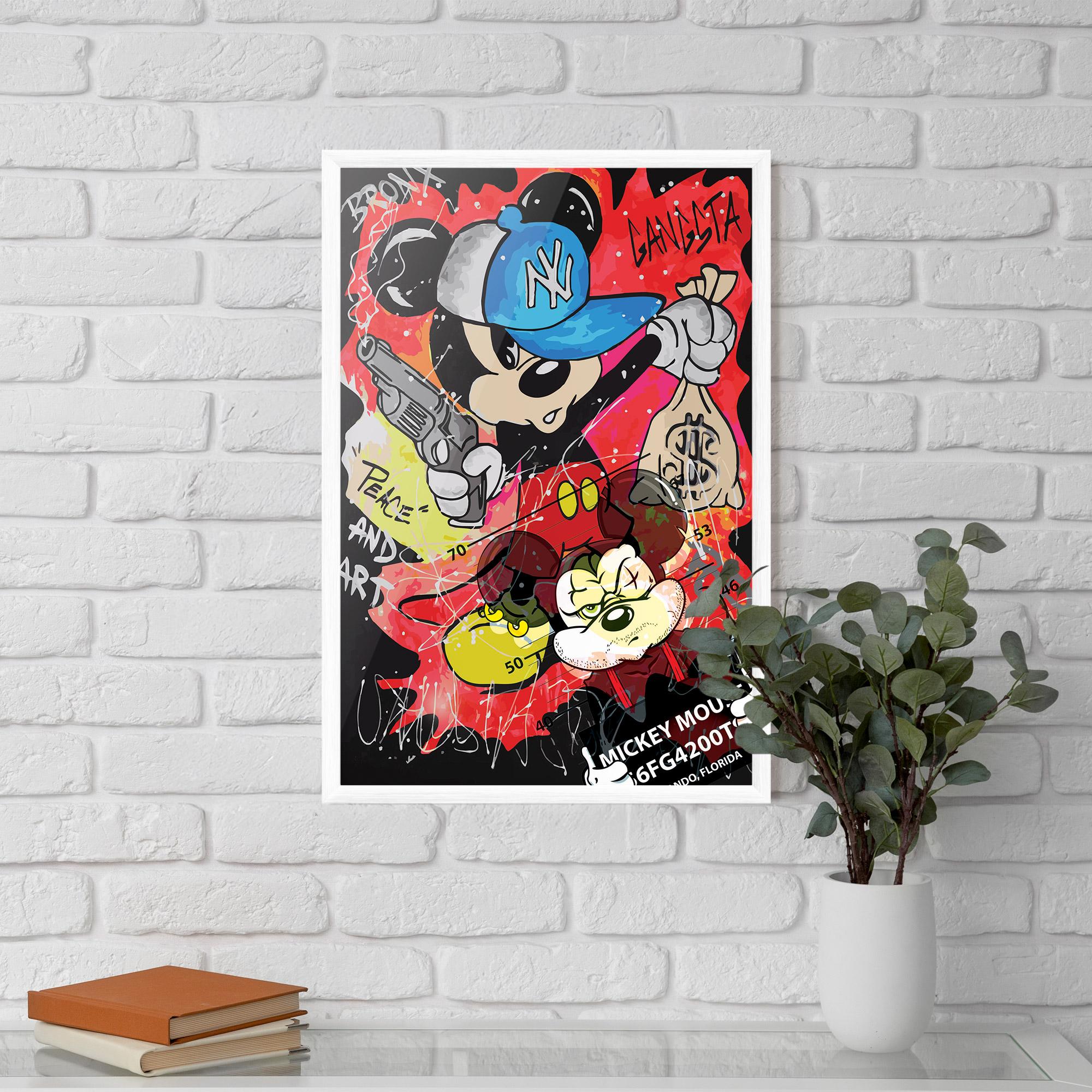 Рамкиран постер Gangsta Mickey mockup 5