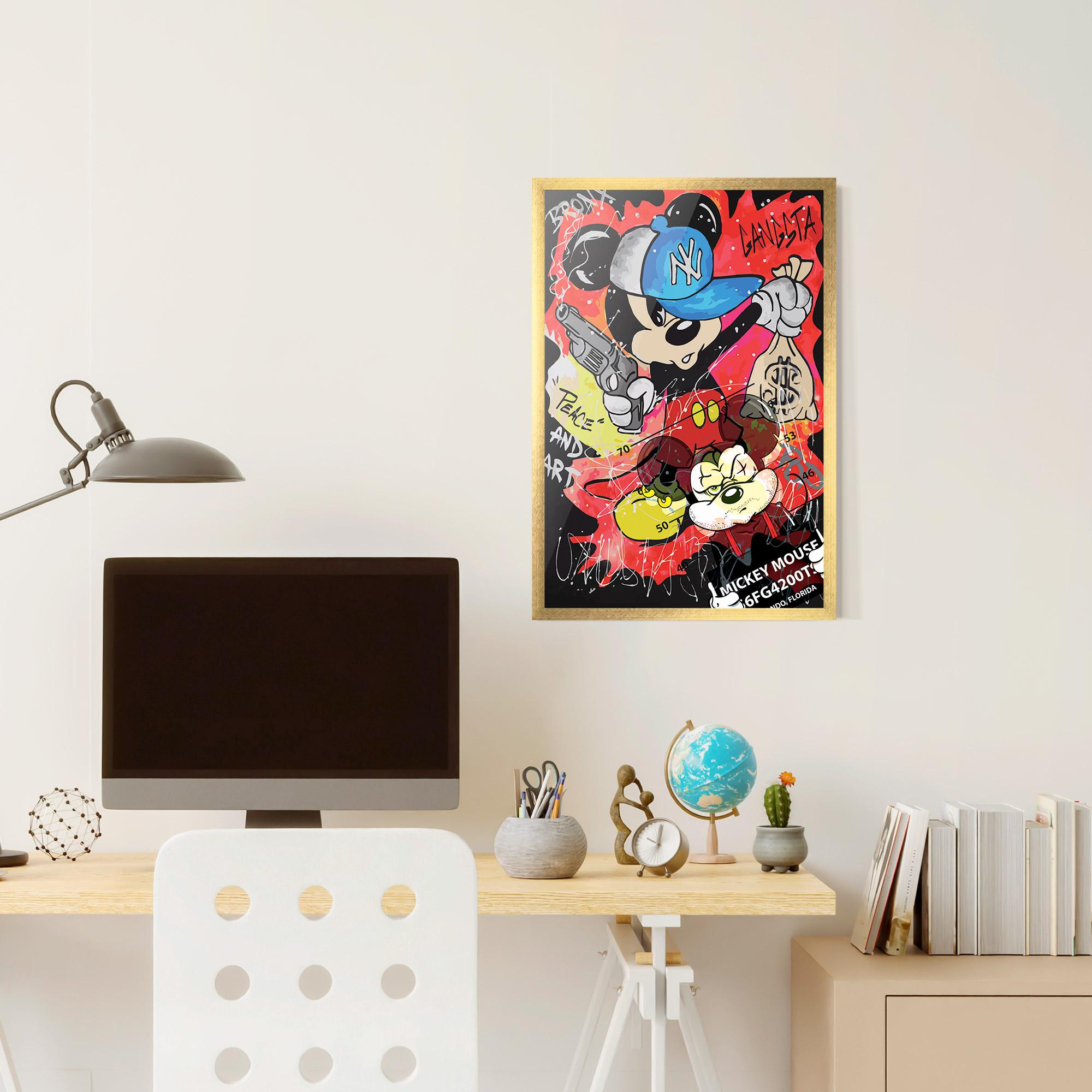 Рамкиран постер Gangsta Mickey mockup 6