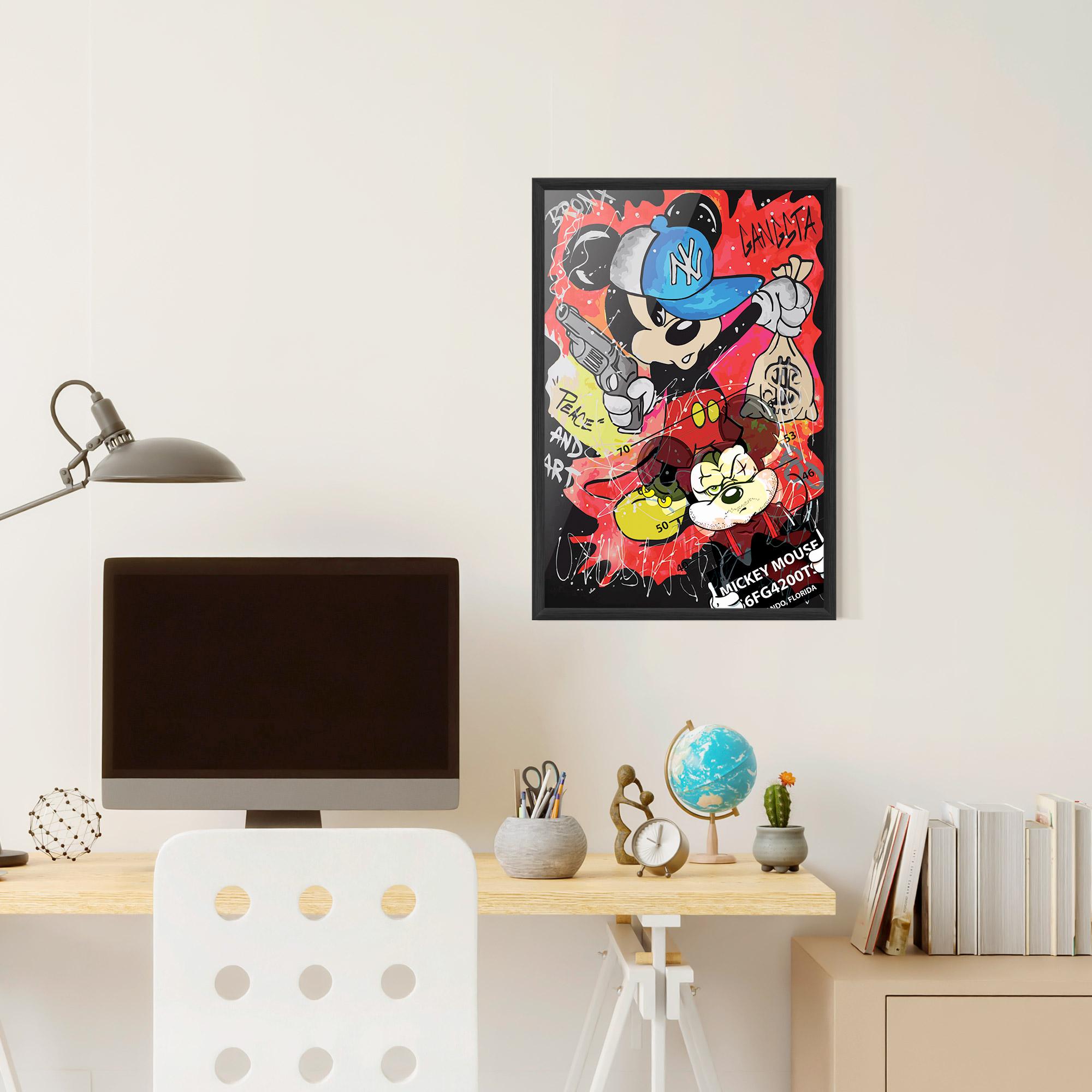 Рамкиран постер Gangsta Mickey mockup 6