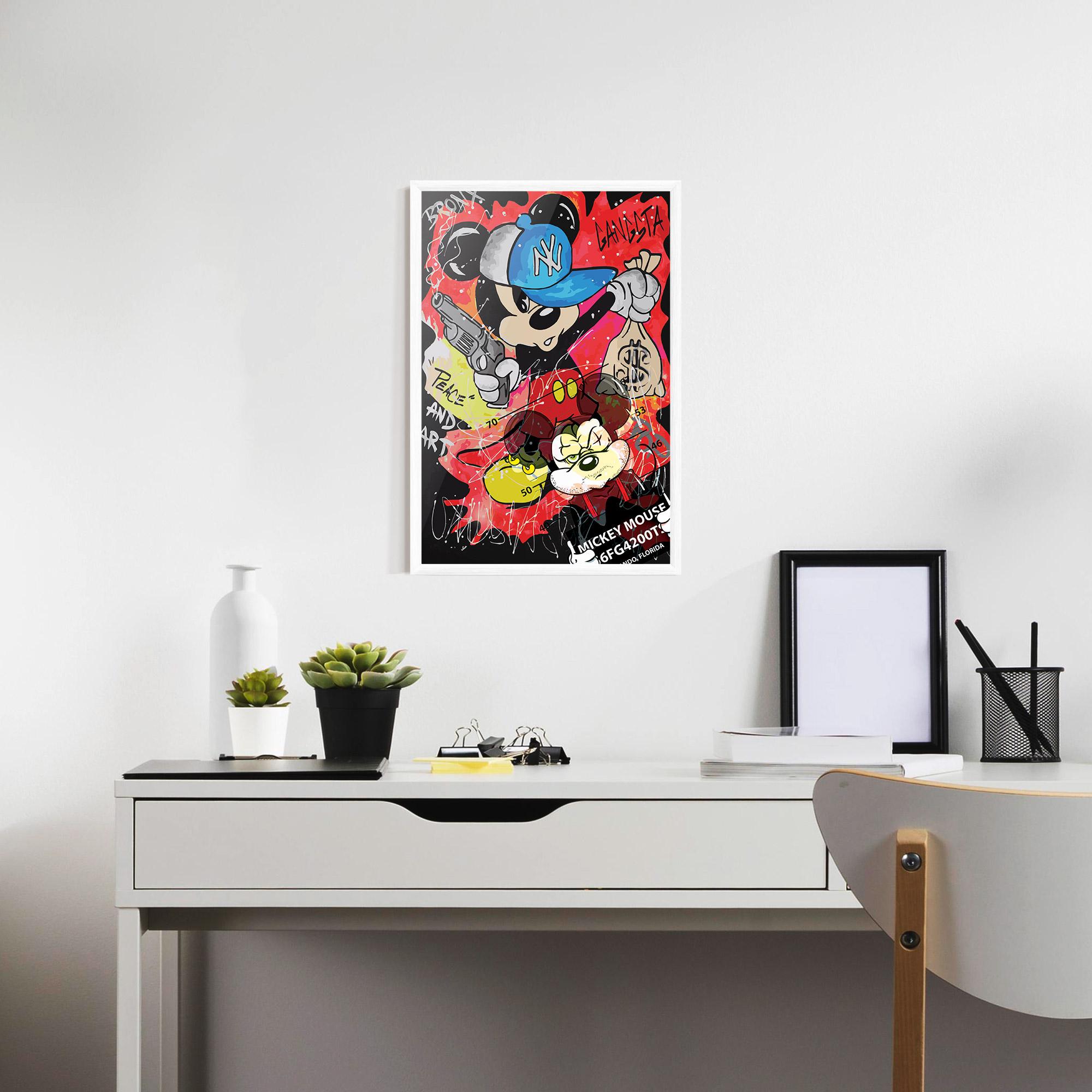 Рамкиран постер Gangsta Mickey mockup 7