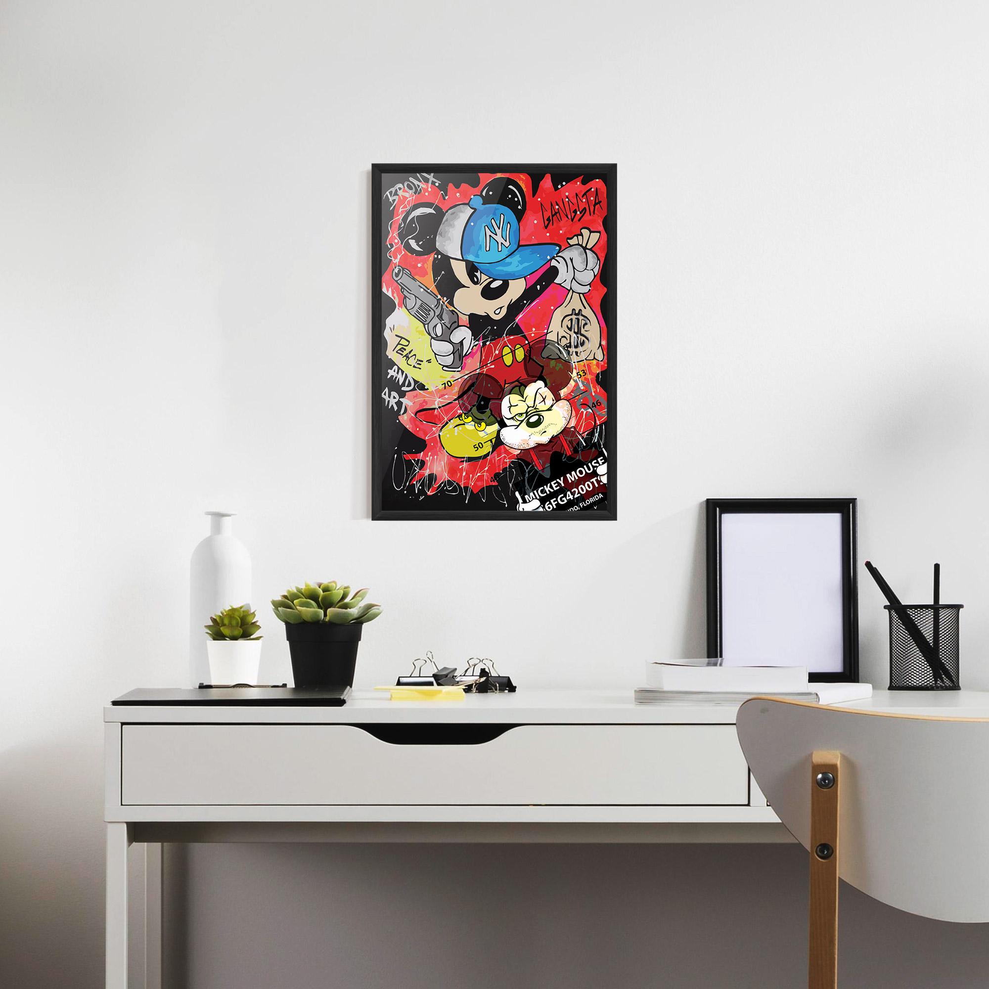 Рамкиран постер Gangsta Mickey mockup 7