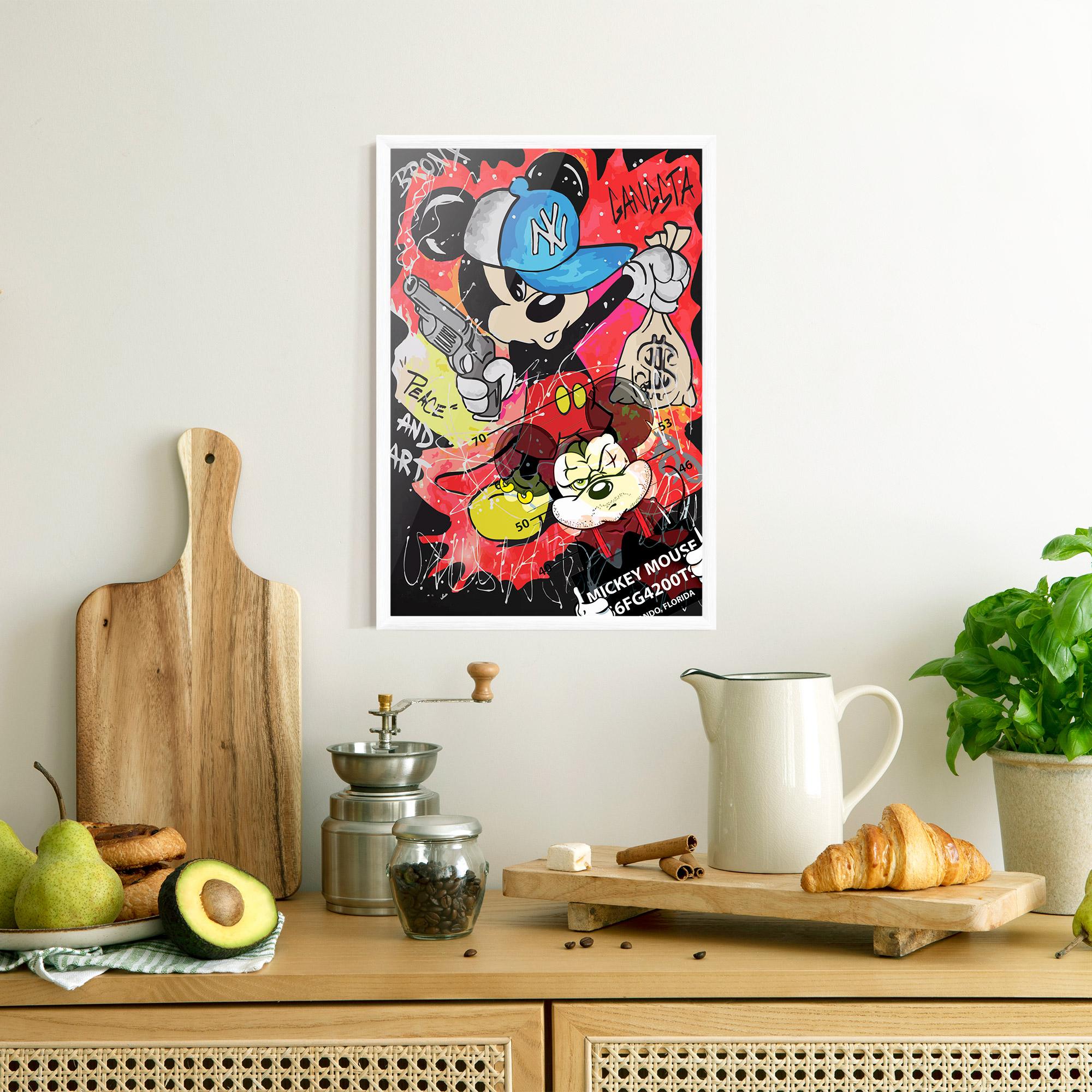 Рамкиран постер Gangsta Mickey mockup 8