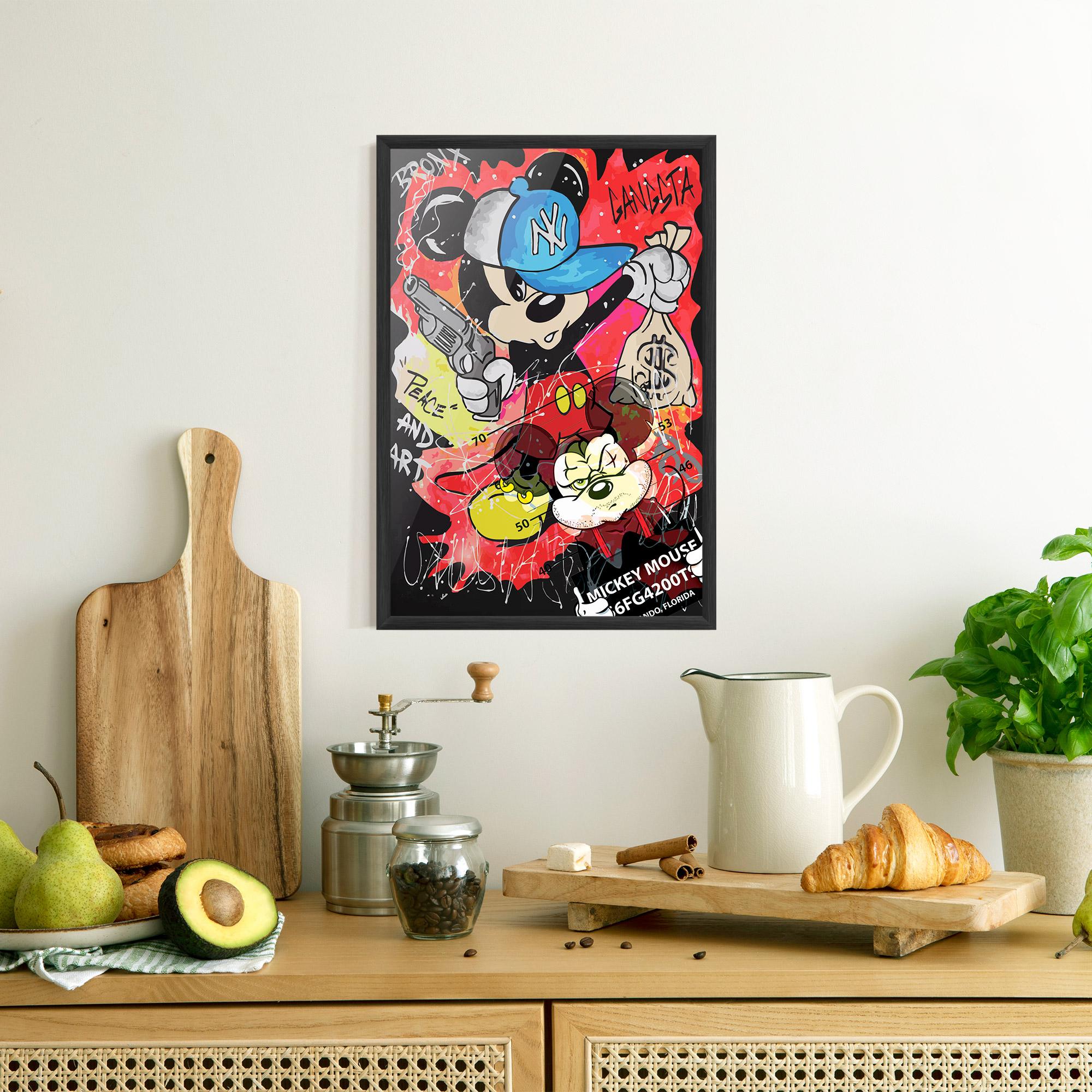 Рамкиран постер Gangsta Mickey mockup 8