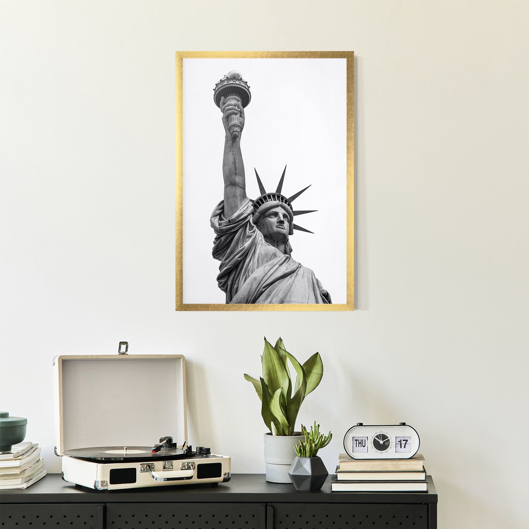 Liberty Statue mockup 2