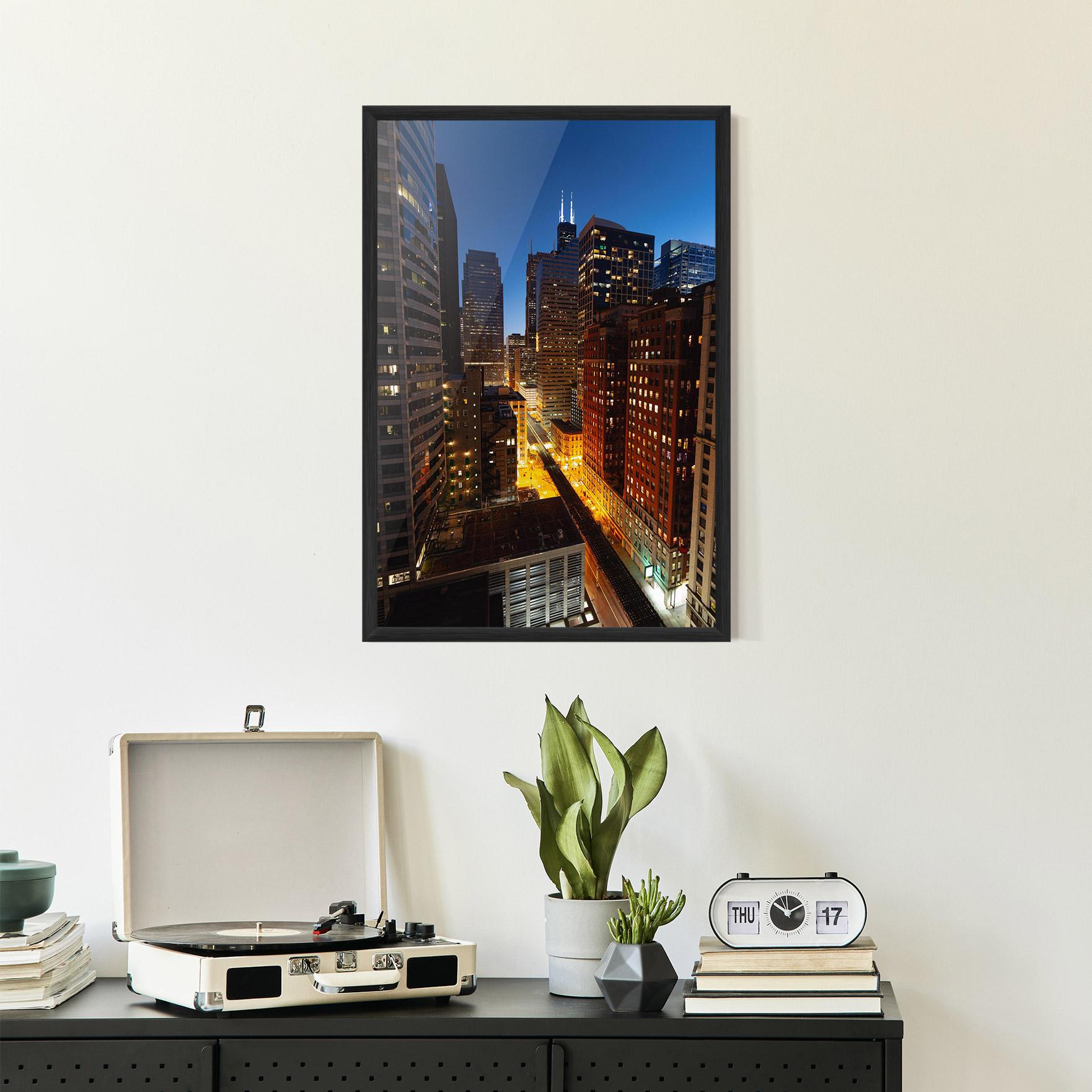 Рамкиран постер Hight City Building mockup 2