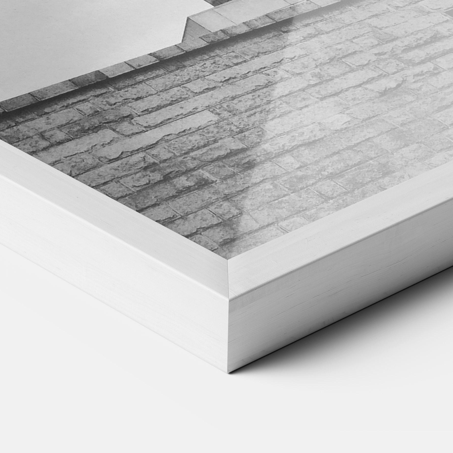 Рамкиран постер The Statue Of Liberty mockup 3