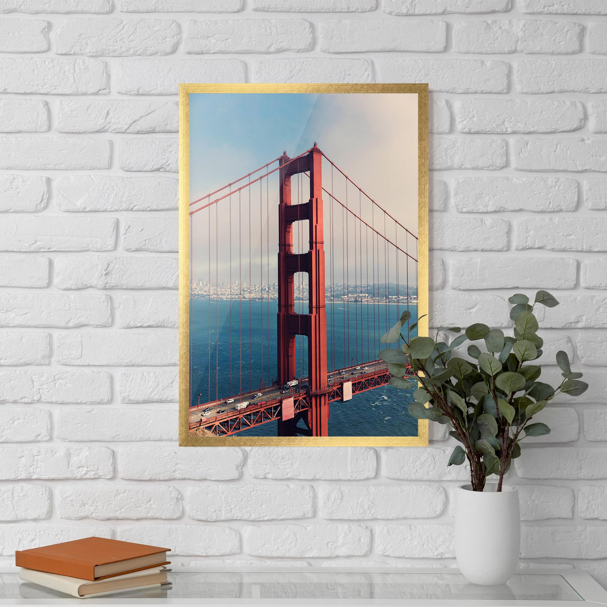 Рамкиран постер Red High Bridge mockup 5