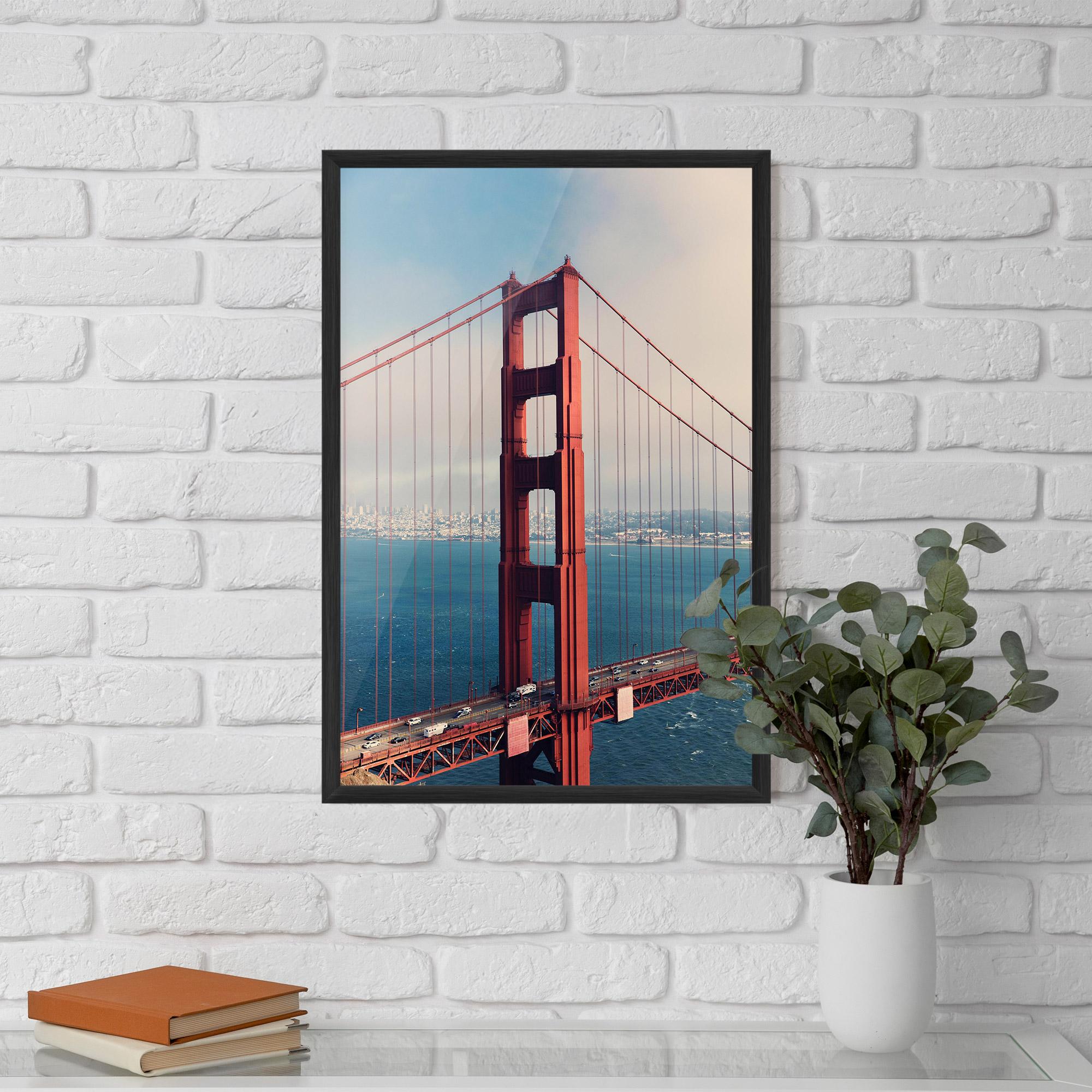 Рамкиран постер Red High Bridge mockup 5