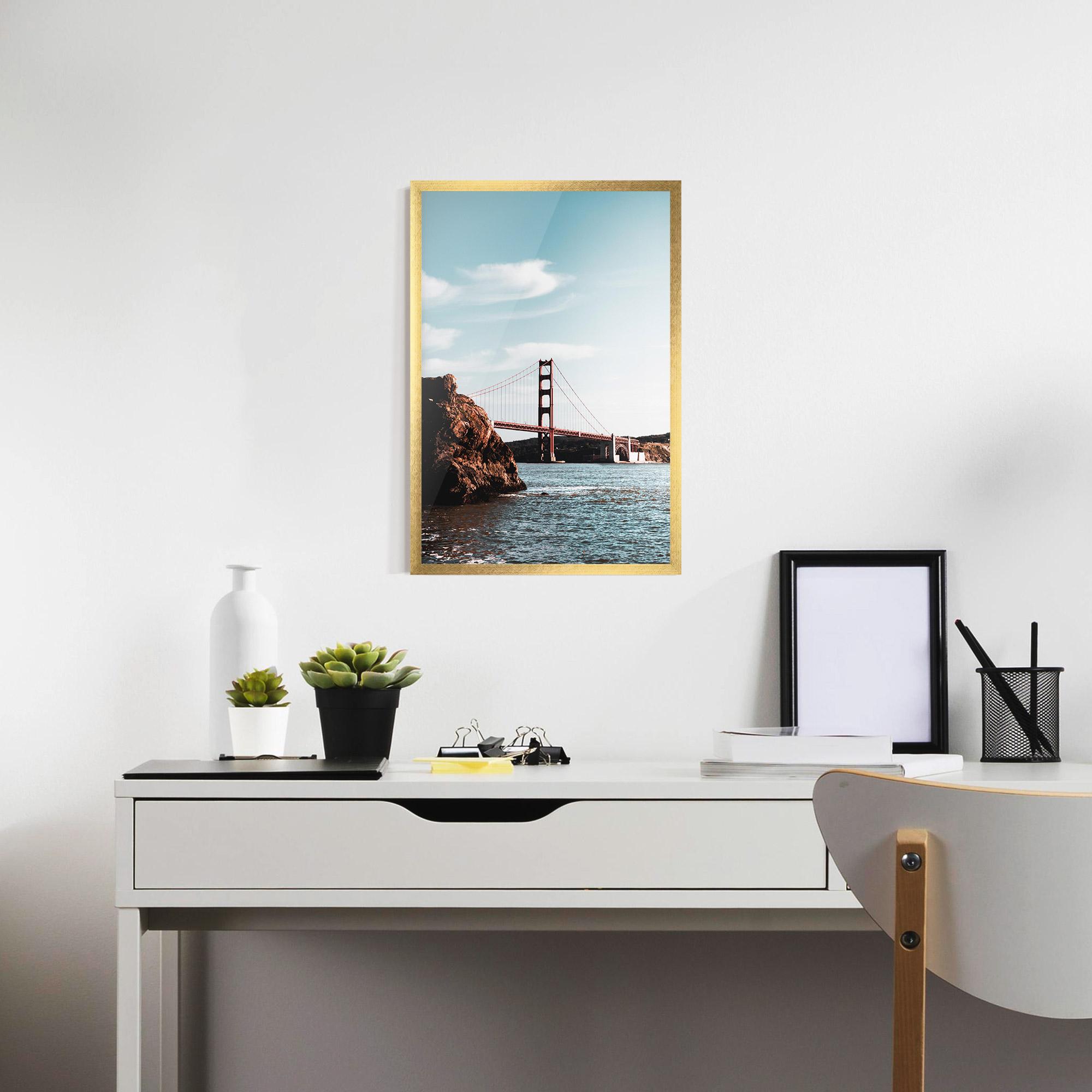 Рамкиран постер Water Red Bridge mockup 7