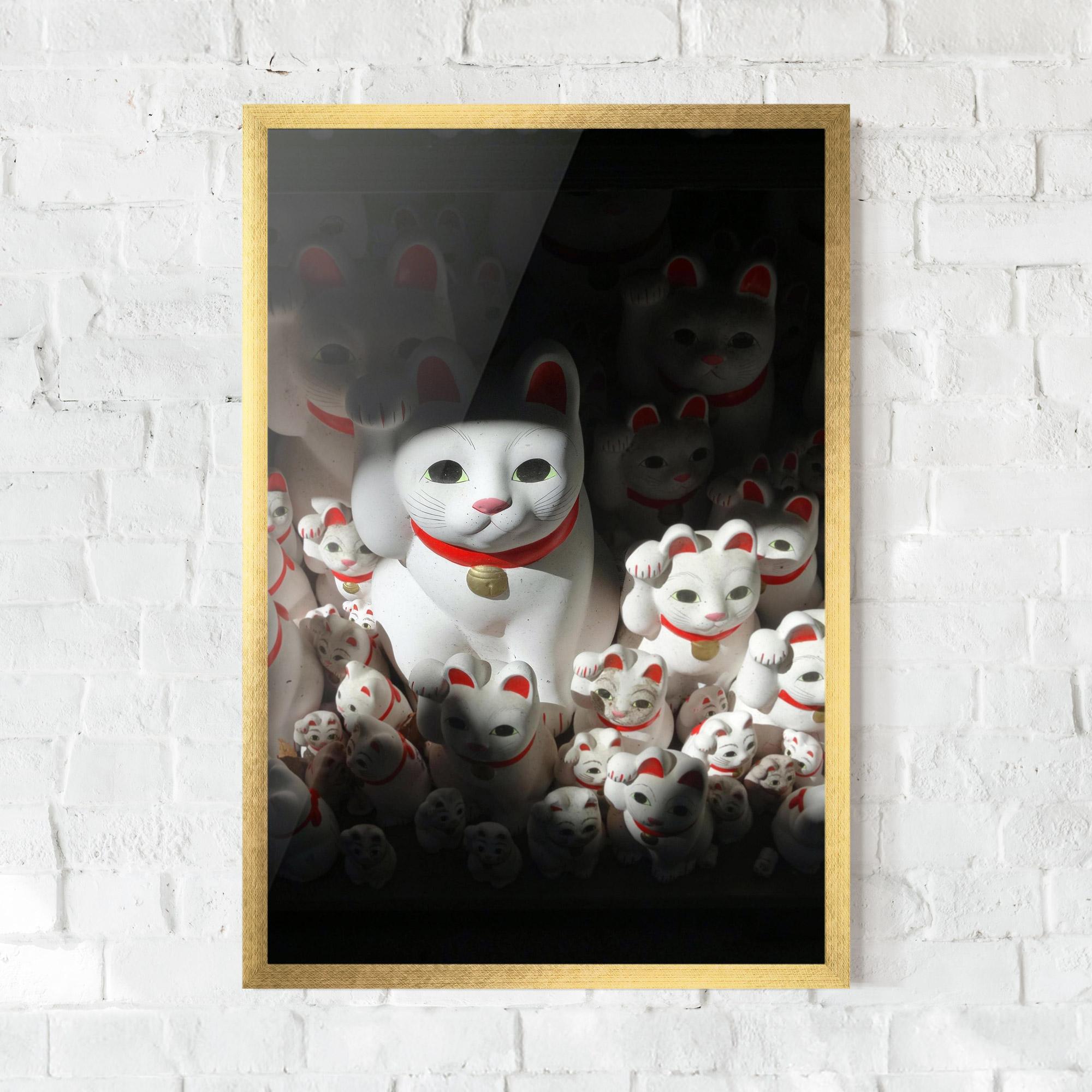 Рамкиран постер White Lucky Cats mockup 0