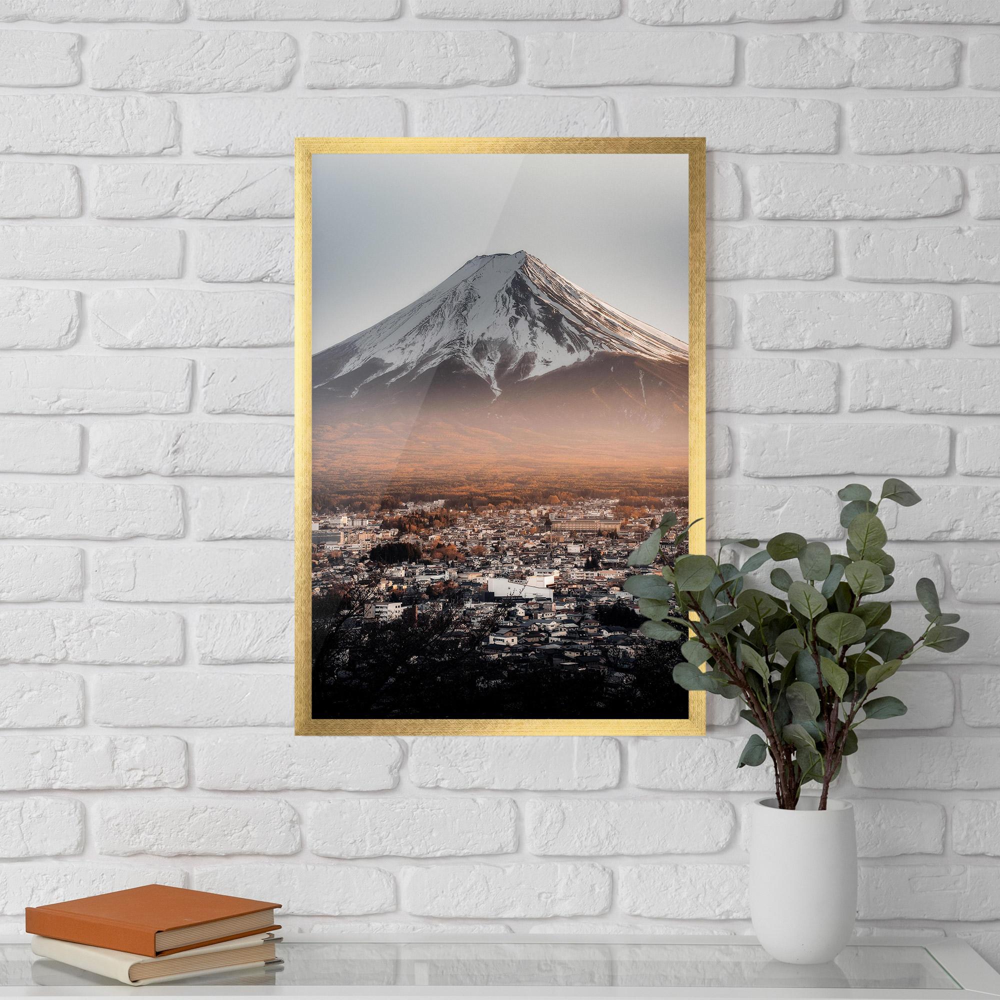 Рамкиран постер Kuwaguchi mockup 5