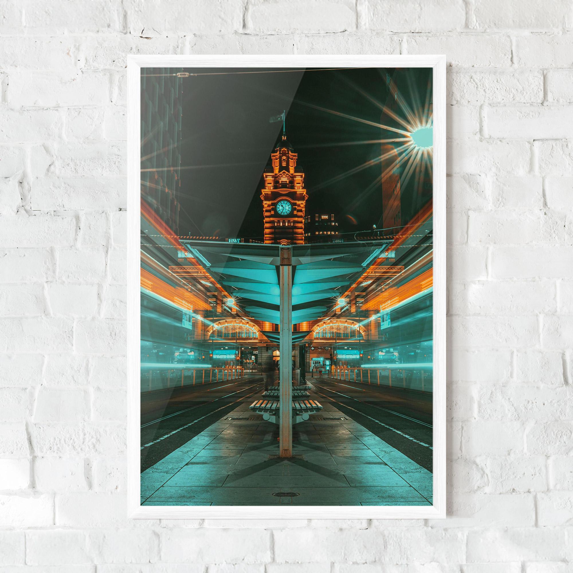 Рамкиран постер Clock Tower Light mockup 0