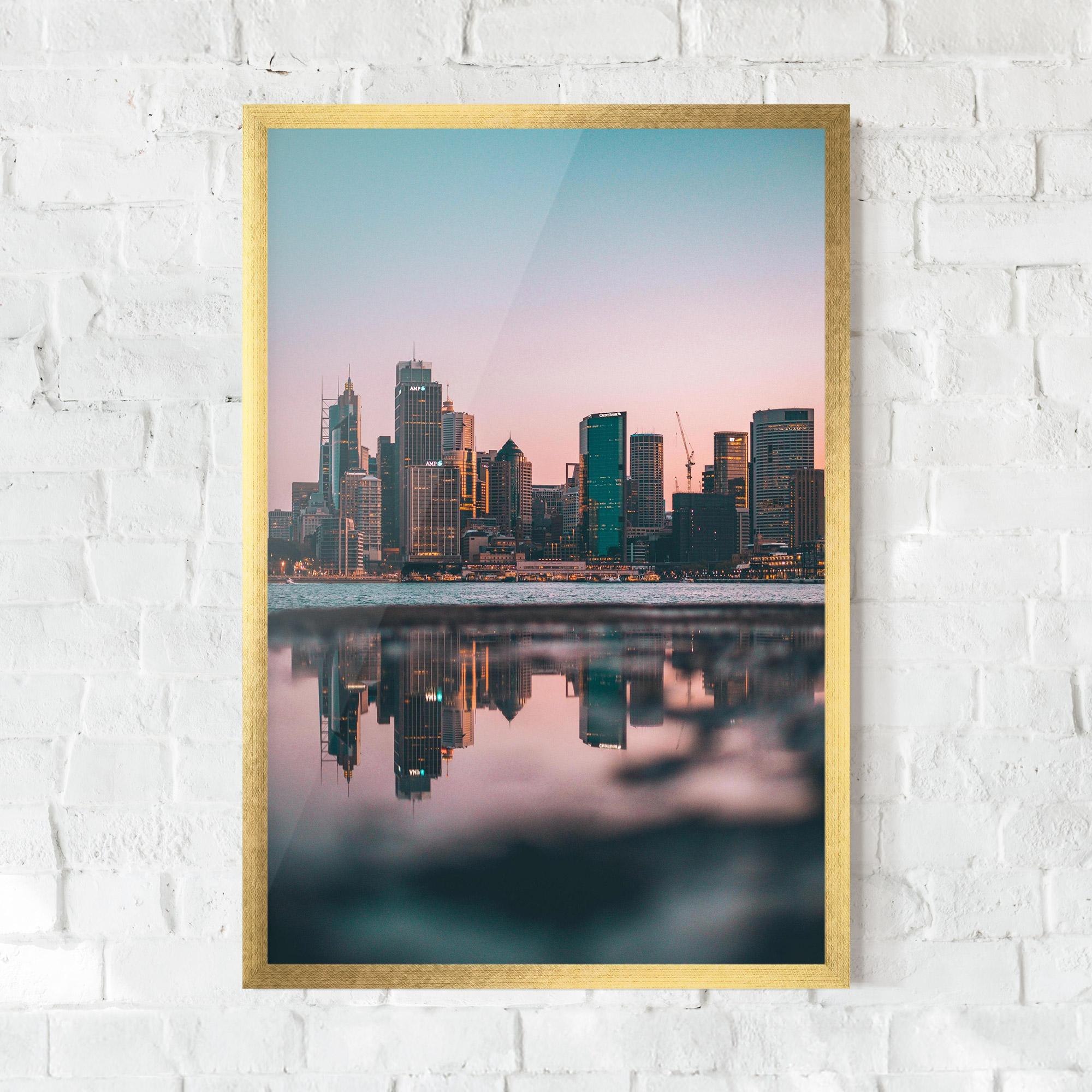 Рамкиран постер Reflection Skyline mockup 0