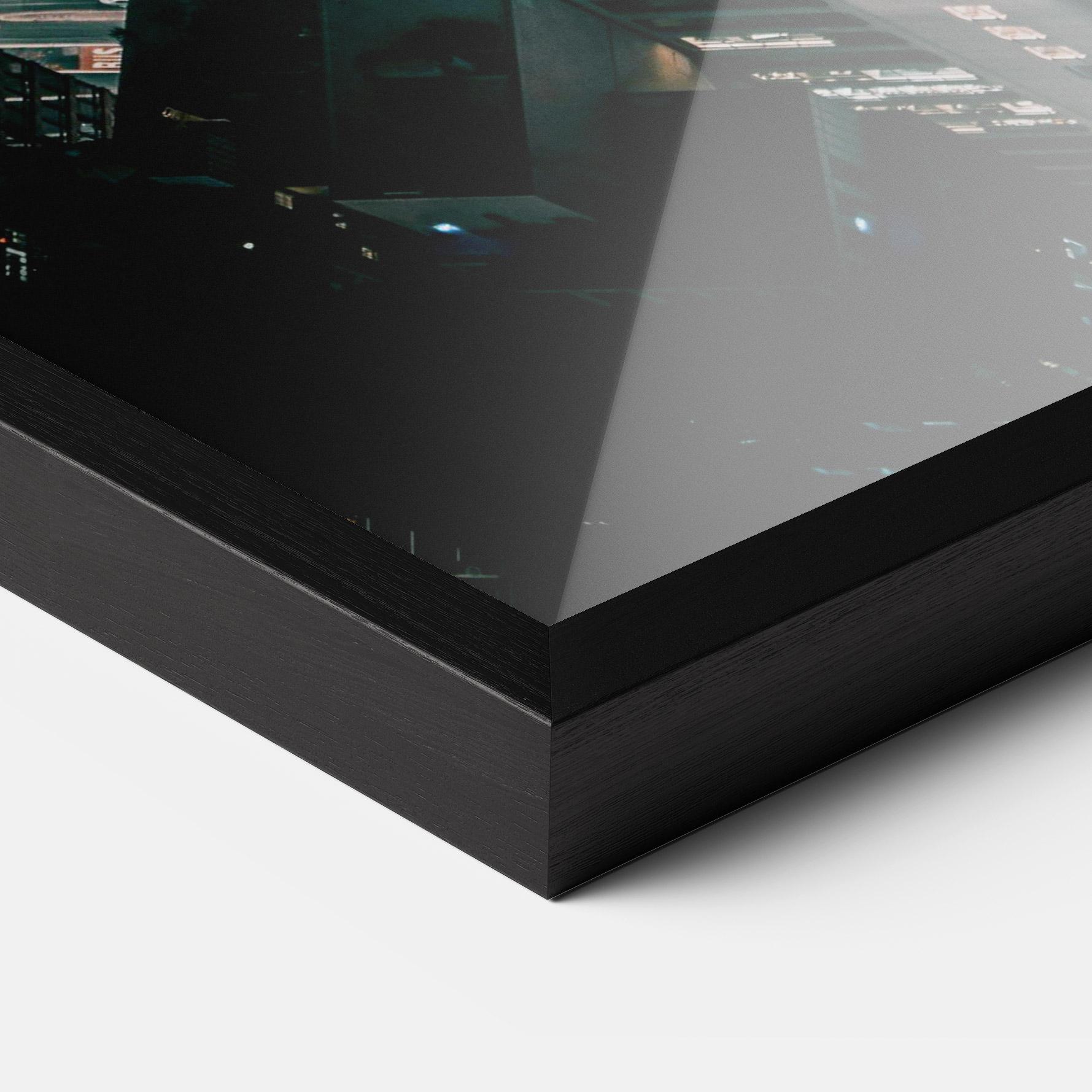 Рамкиран постер Cream Building Night mockup 3