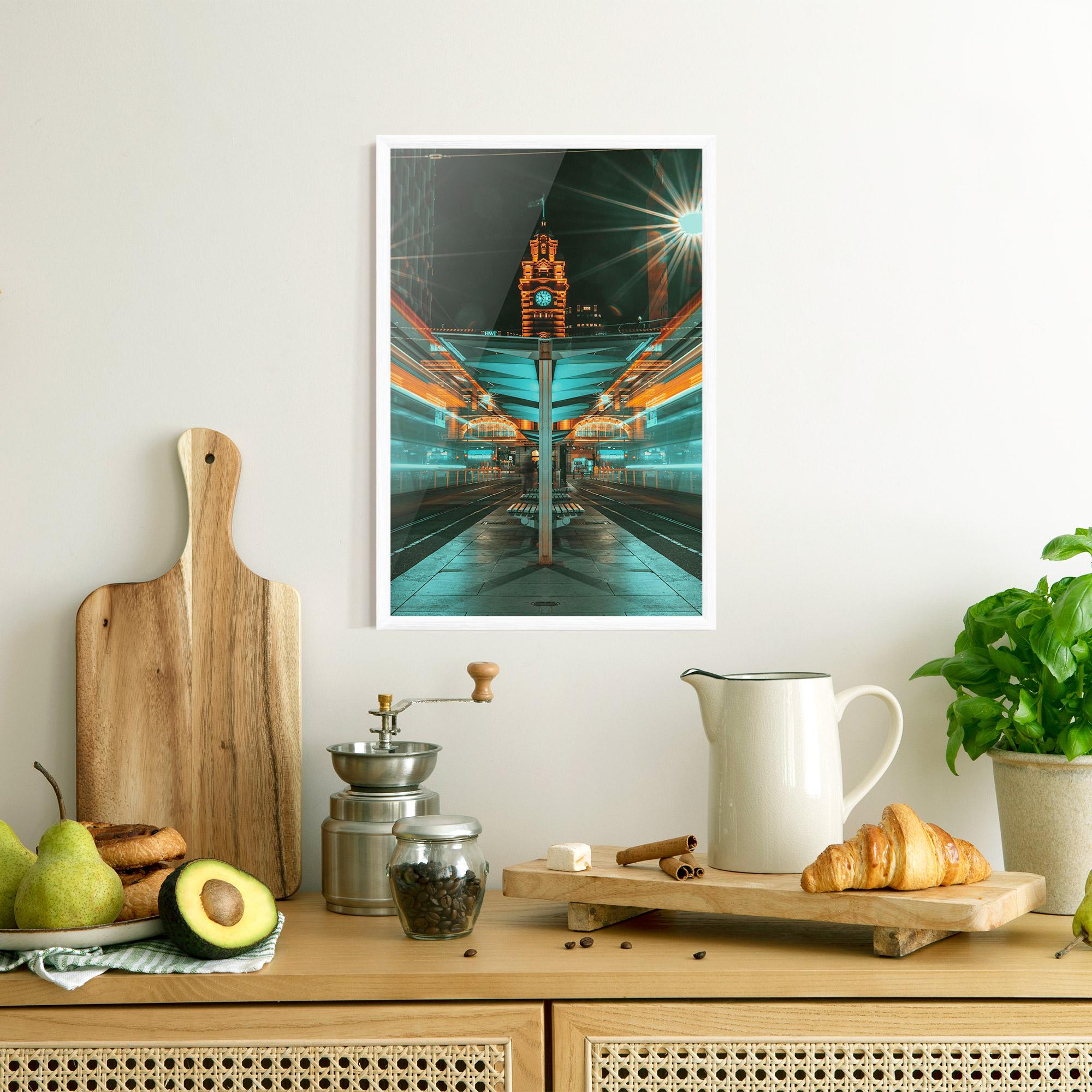 Рамкиран постер Clock Tower Light mockup 8