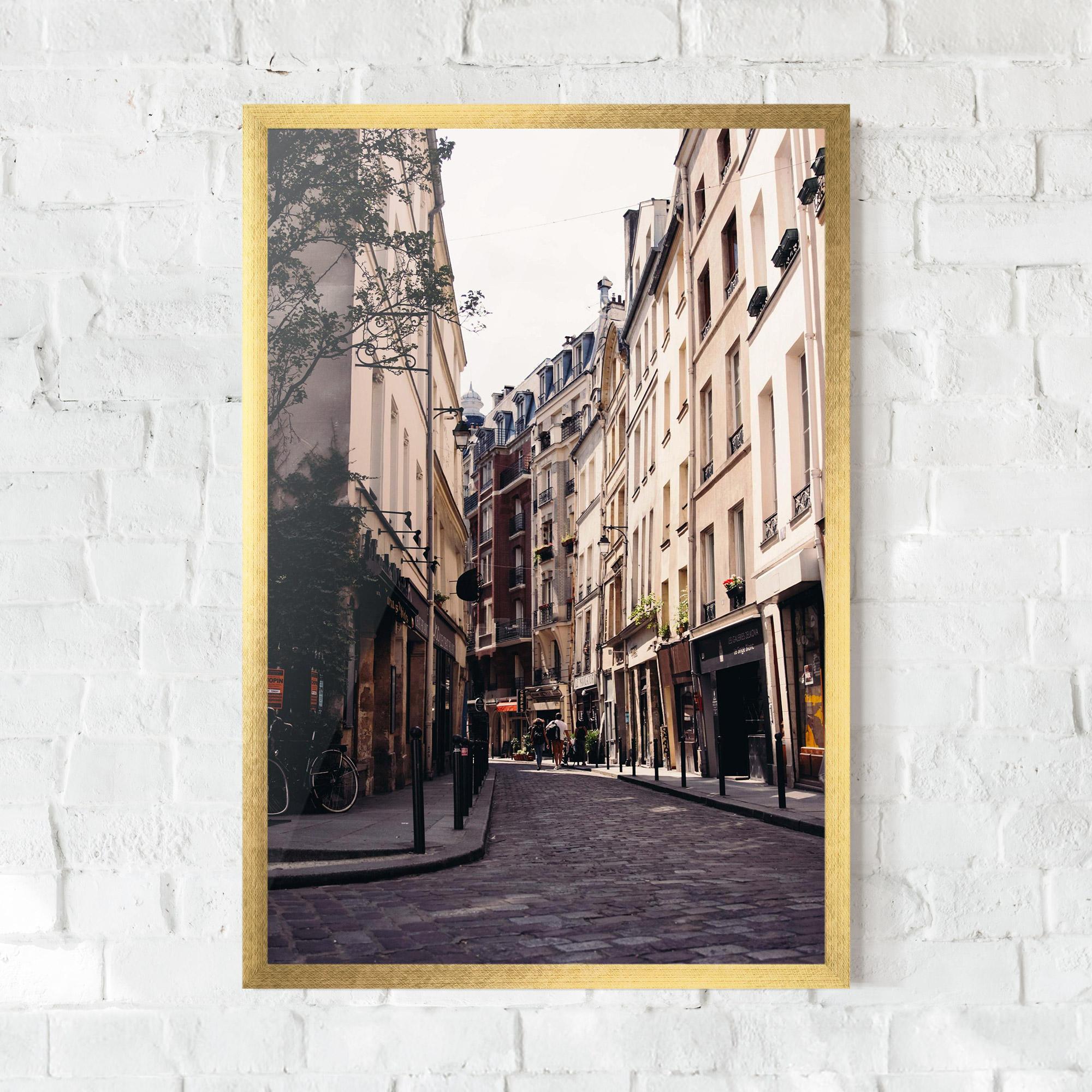 Рамкиран постер Paris Street mockup 0