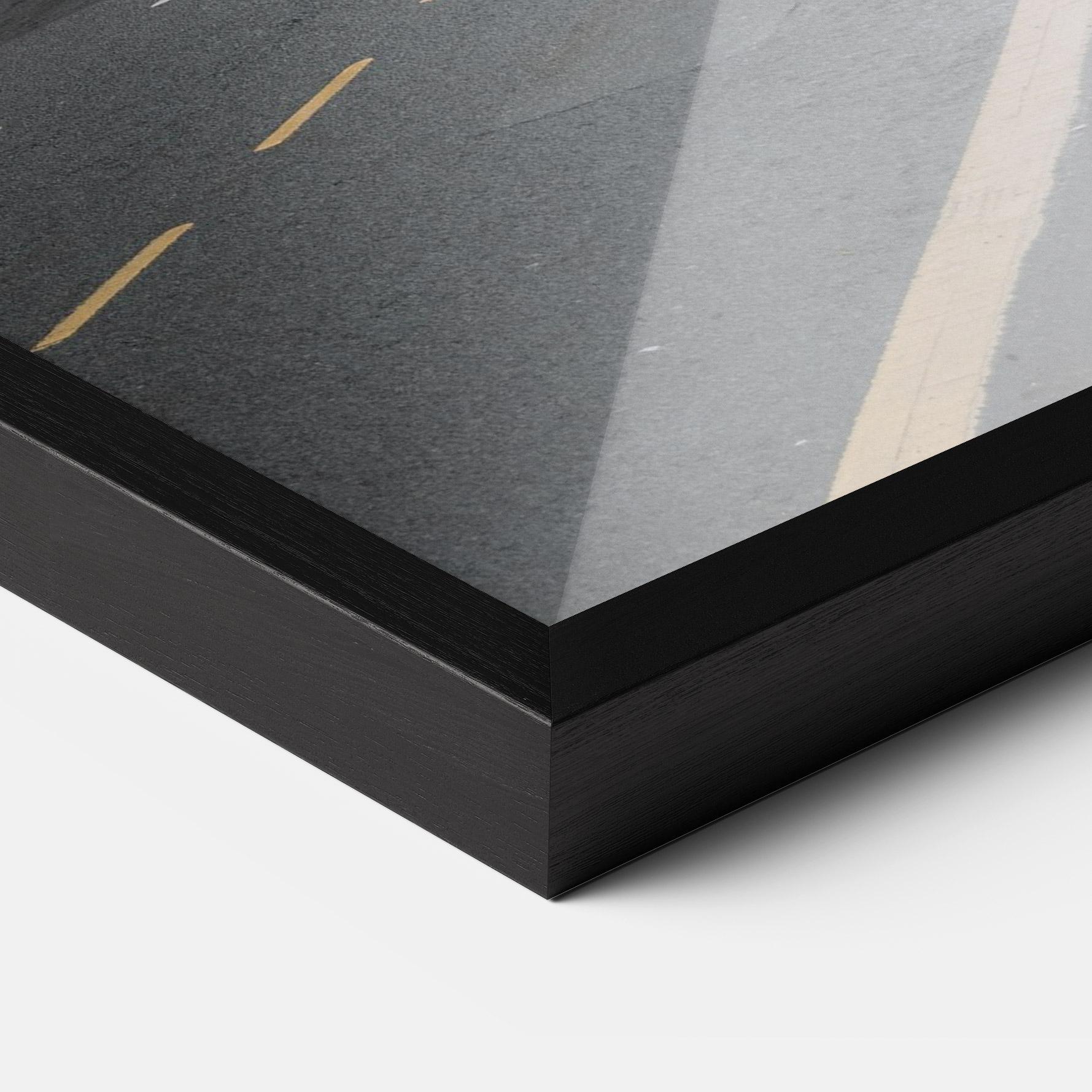 Рамкиран постер England Street mockup 3