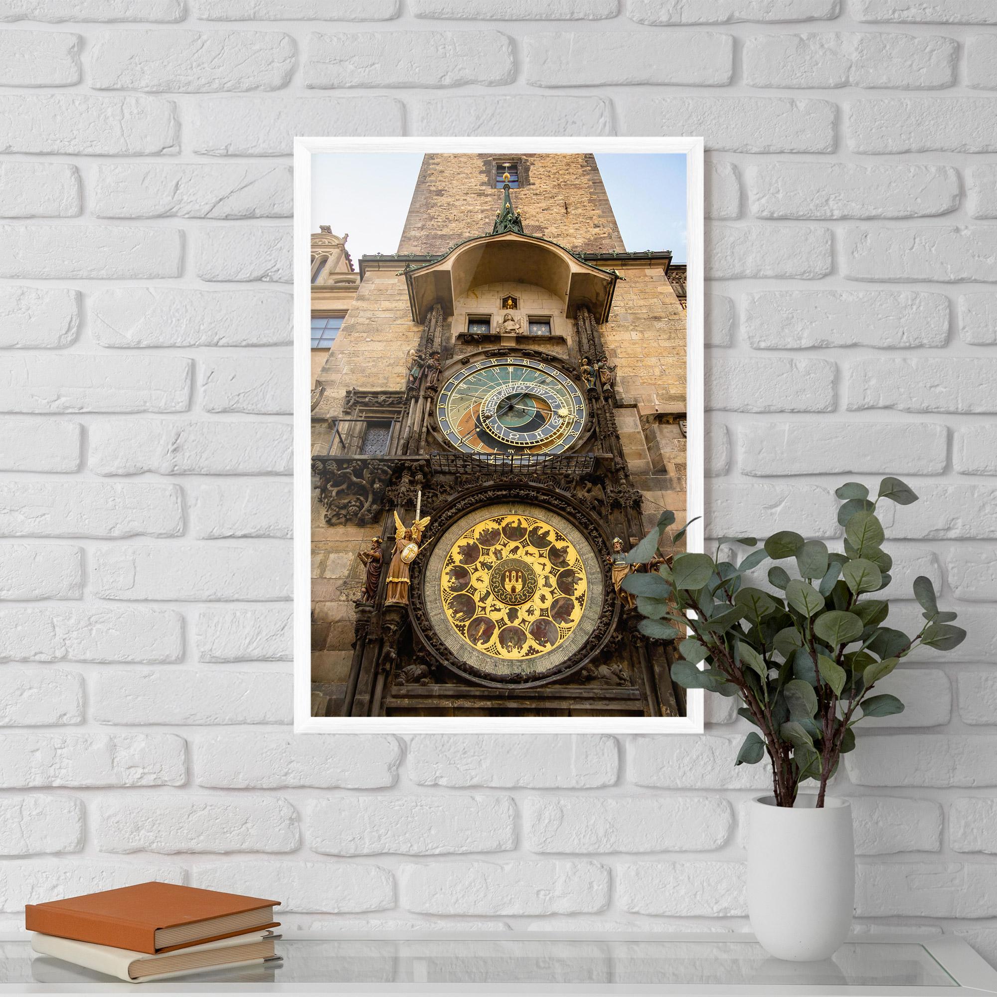Рамкиран постер Prague Clock mockup 5