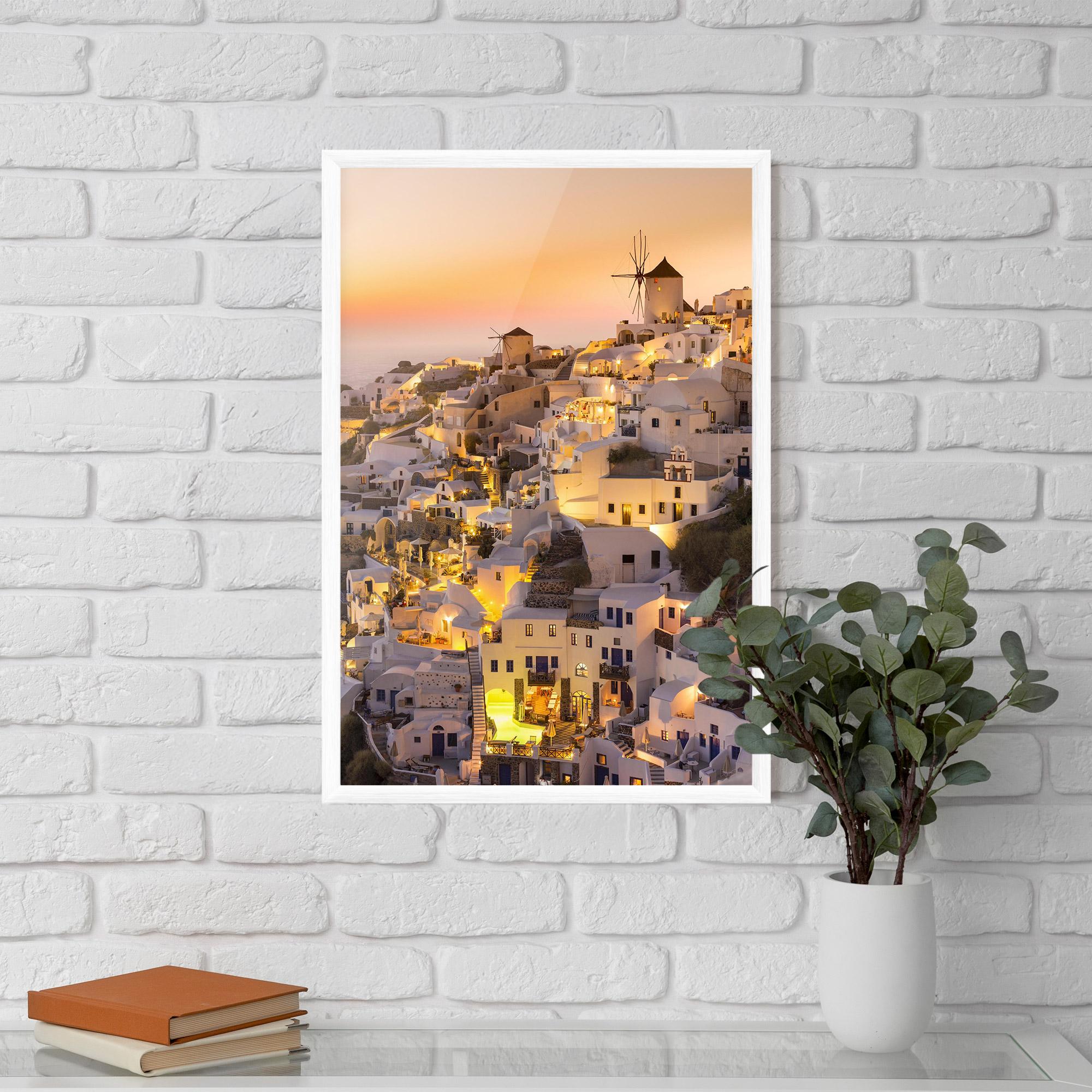 Рамкиран постер Santorini Greece mockup 5
