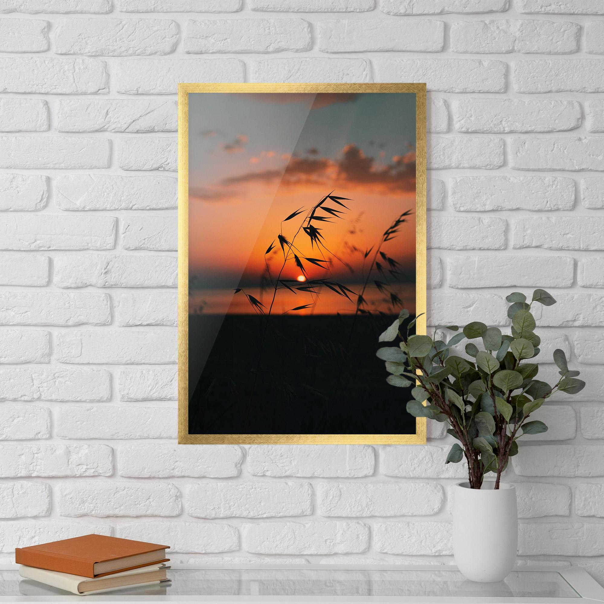 Рамкиран постер Small Leaves Sunset mockup 5