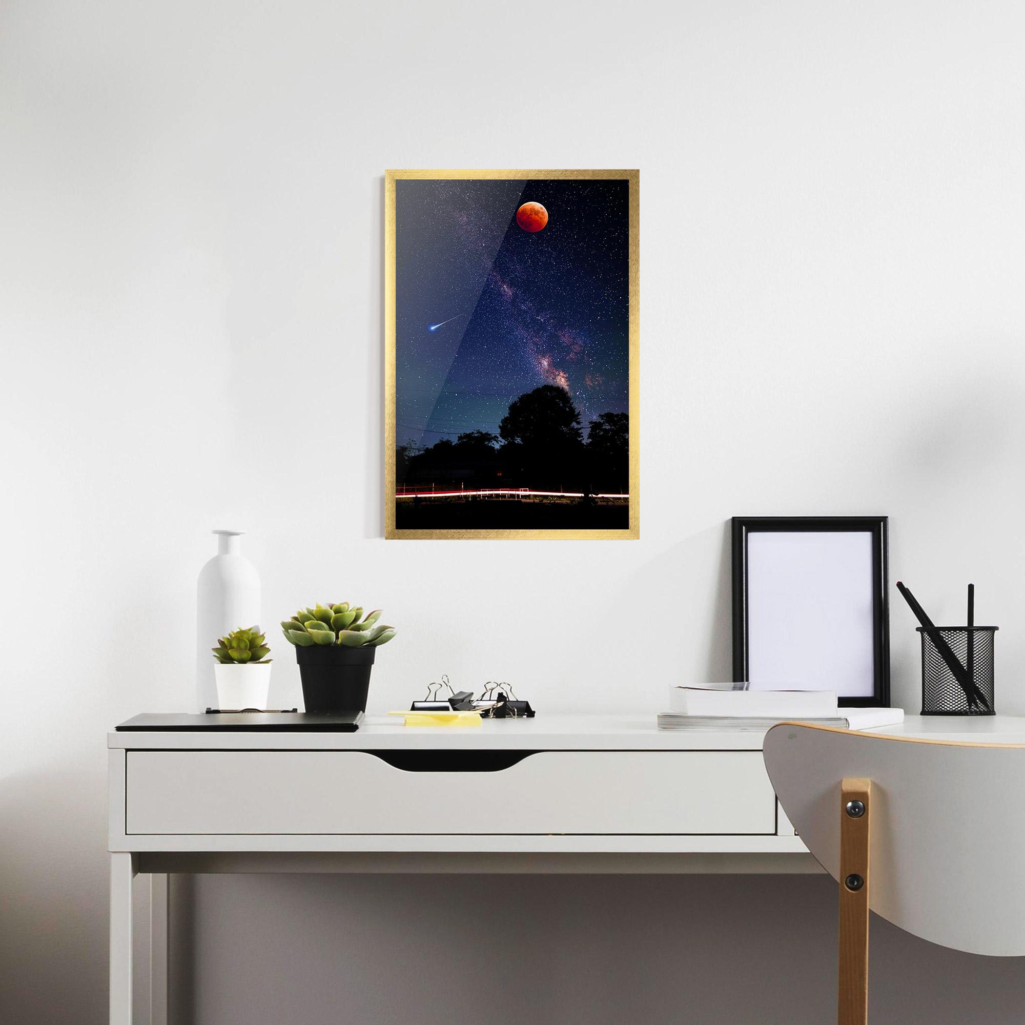 Рамкиран постер Red Moon mockup 7