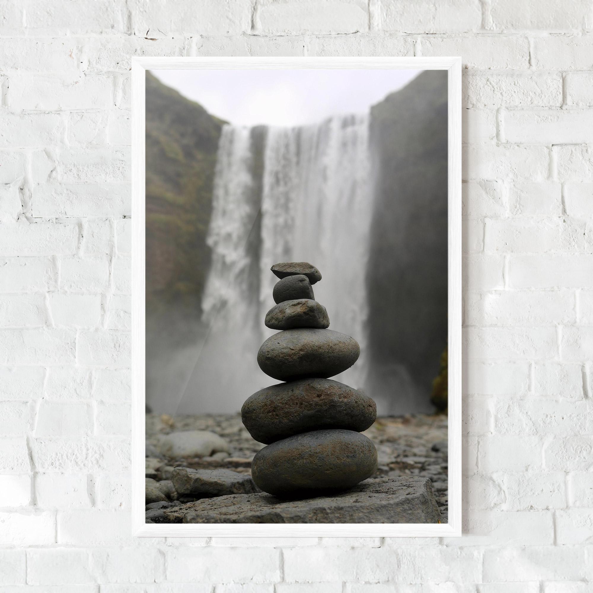 Рамкиран постер Balanced Rocks Waterfall mockup 0