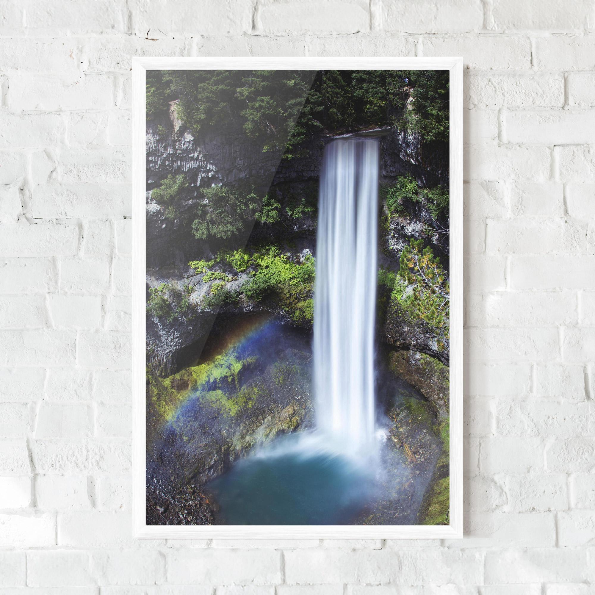 Рамкиран постер Pretty Rainbow Waterfall mockup 0