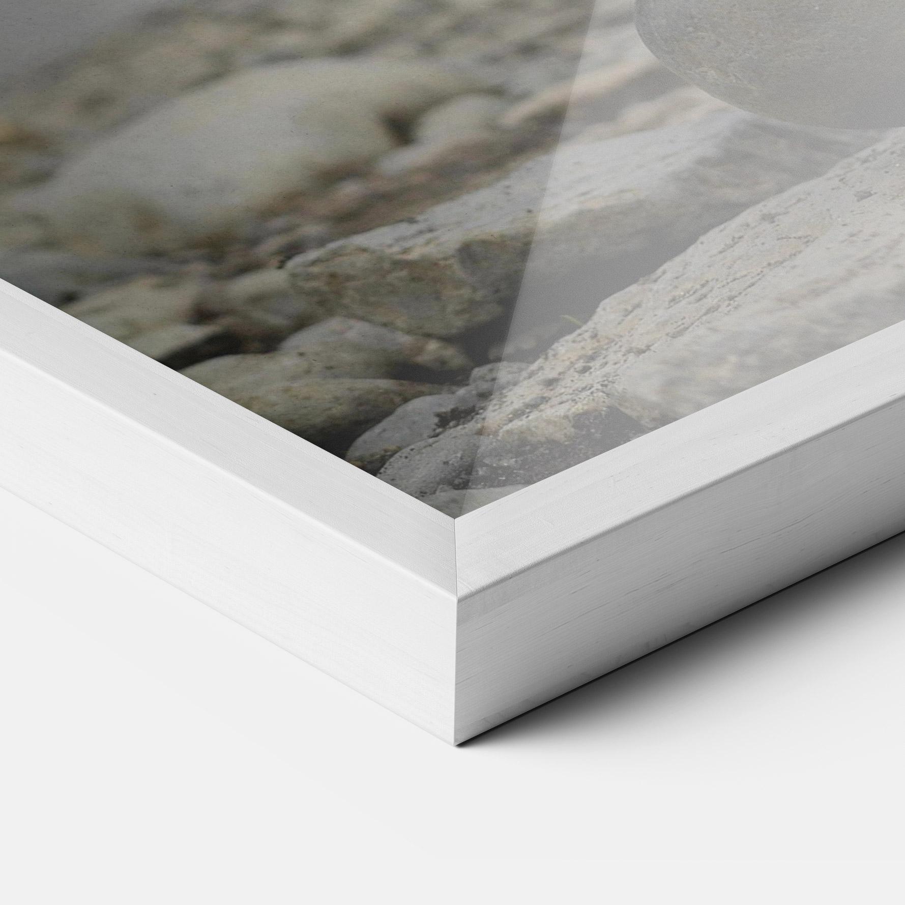 Рамкиран постер Balanced Rocks Waterfall mockup 3