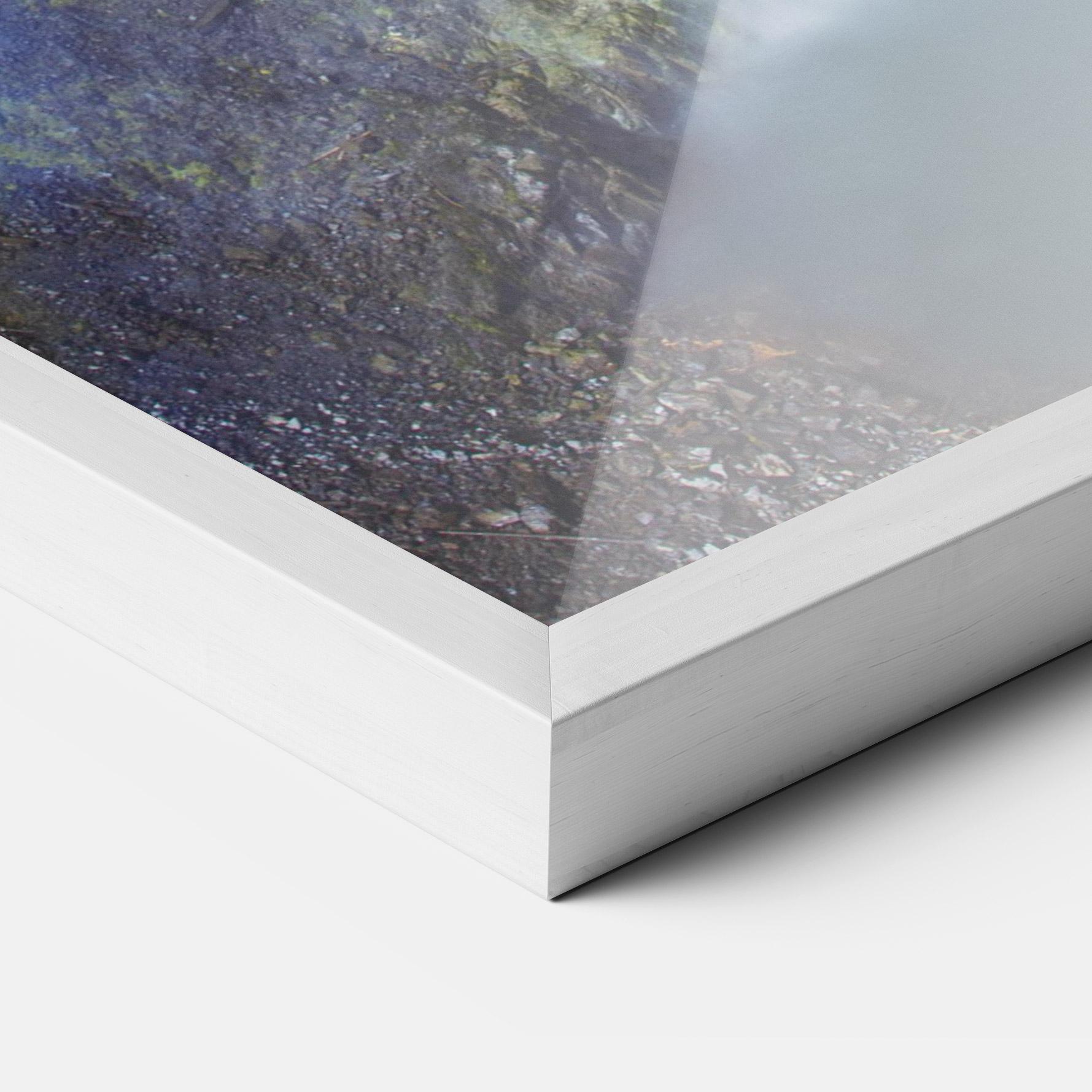 Рамкиран постер Pretty Rainbow Waterfall mockup 3