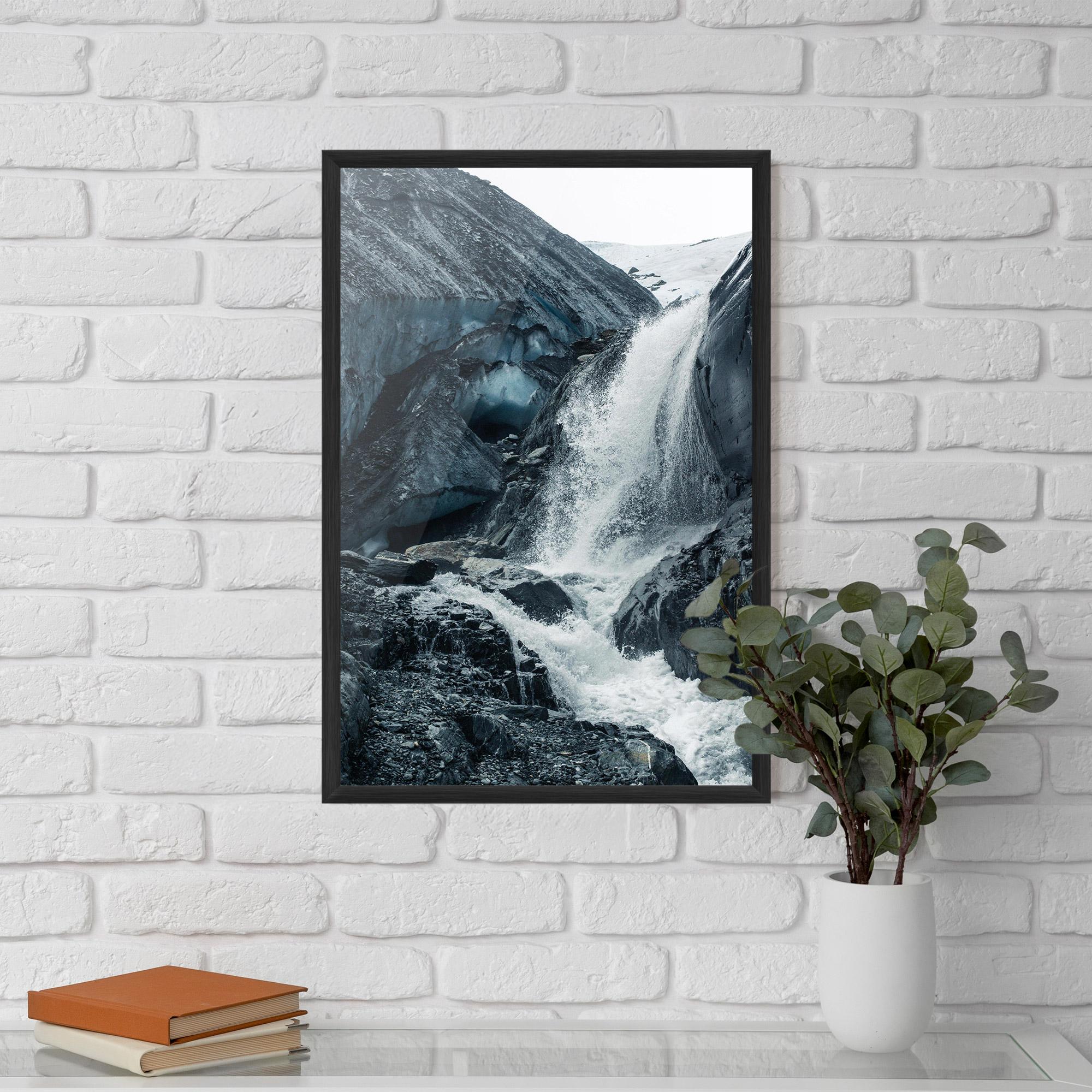 Рамкиран постер Blue Rocks Waterfall mockup 5