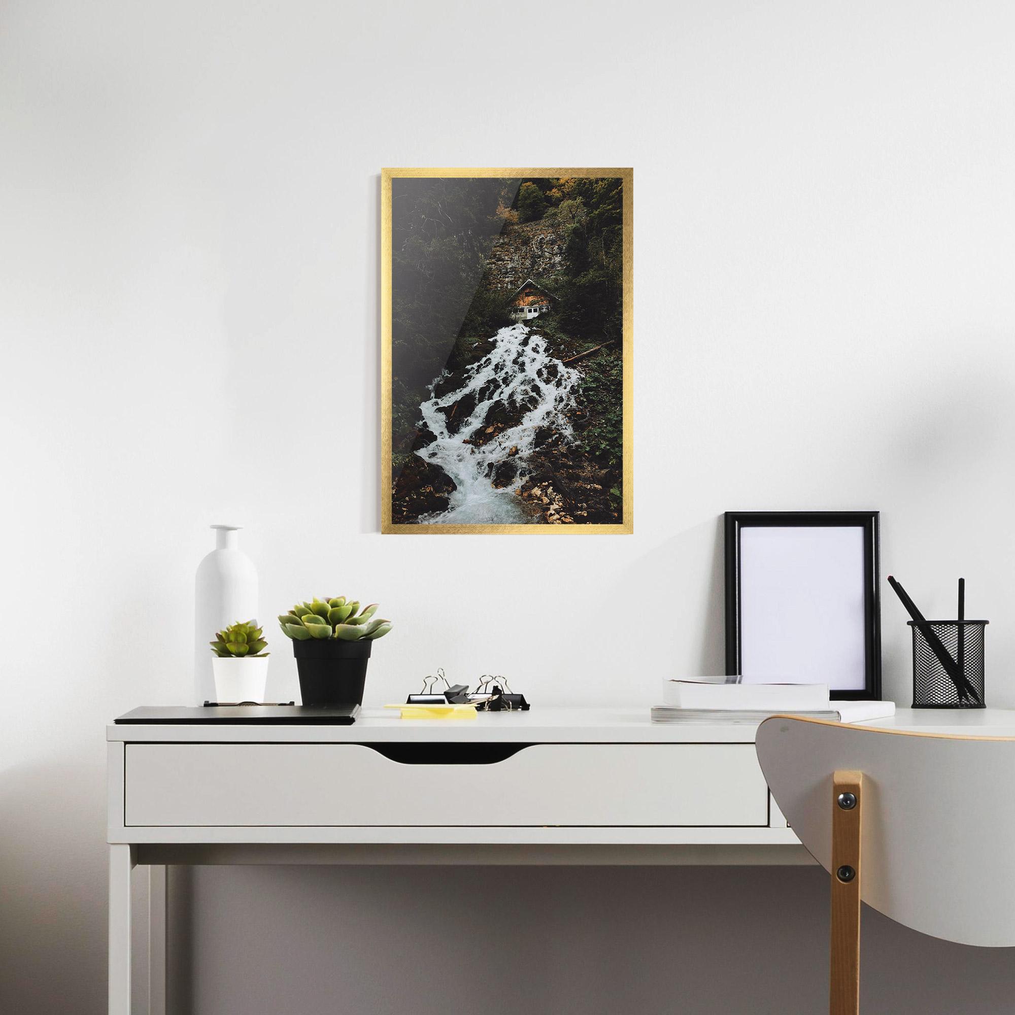 Рамкиран постер Waterfall From Home mockup 7