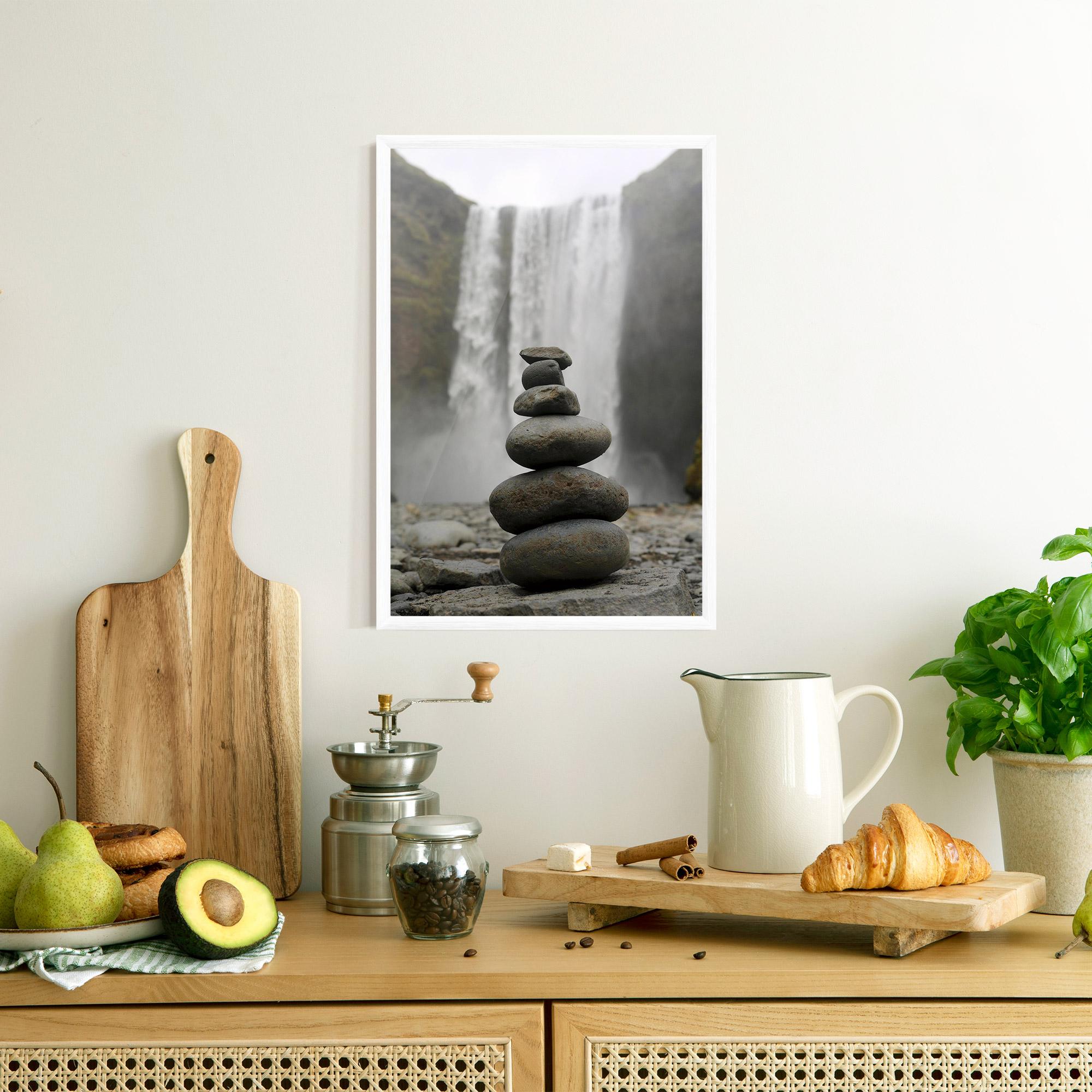 Рамкиран постер Balanced Rocks Waterfall mockup 8