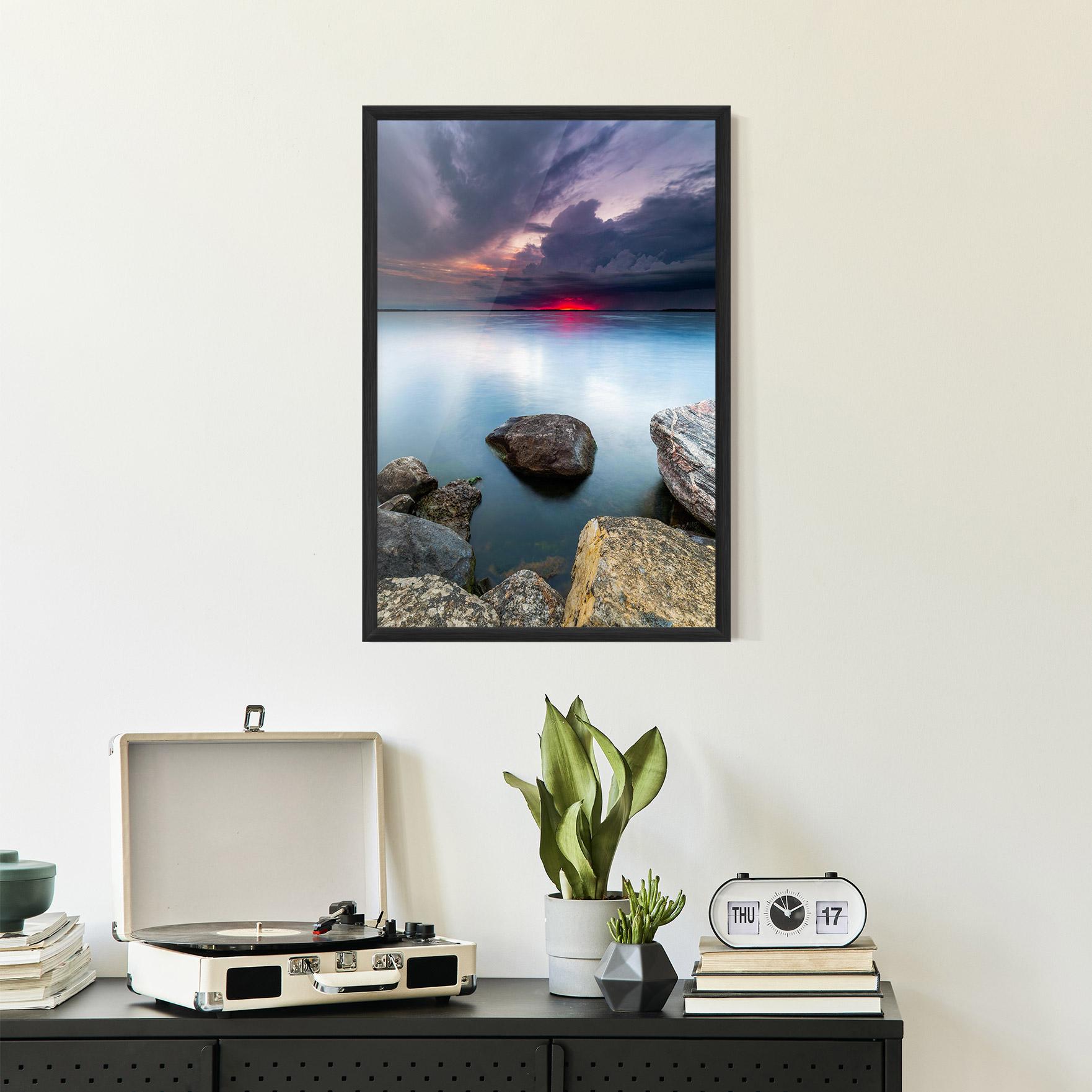 Рамкиран постер Lake Sunset mockup 2