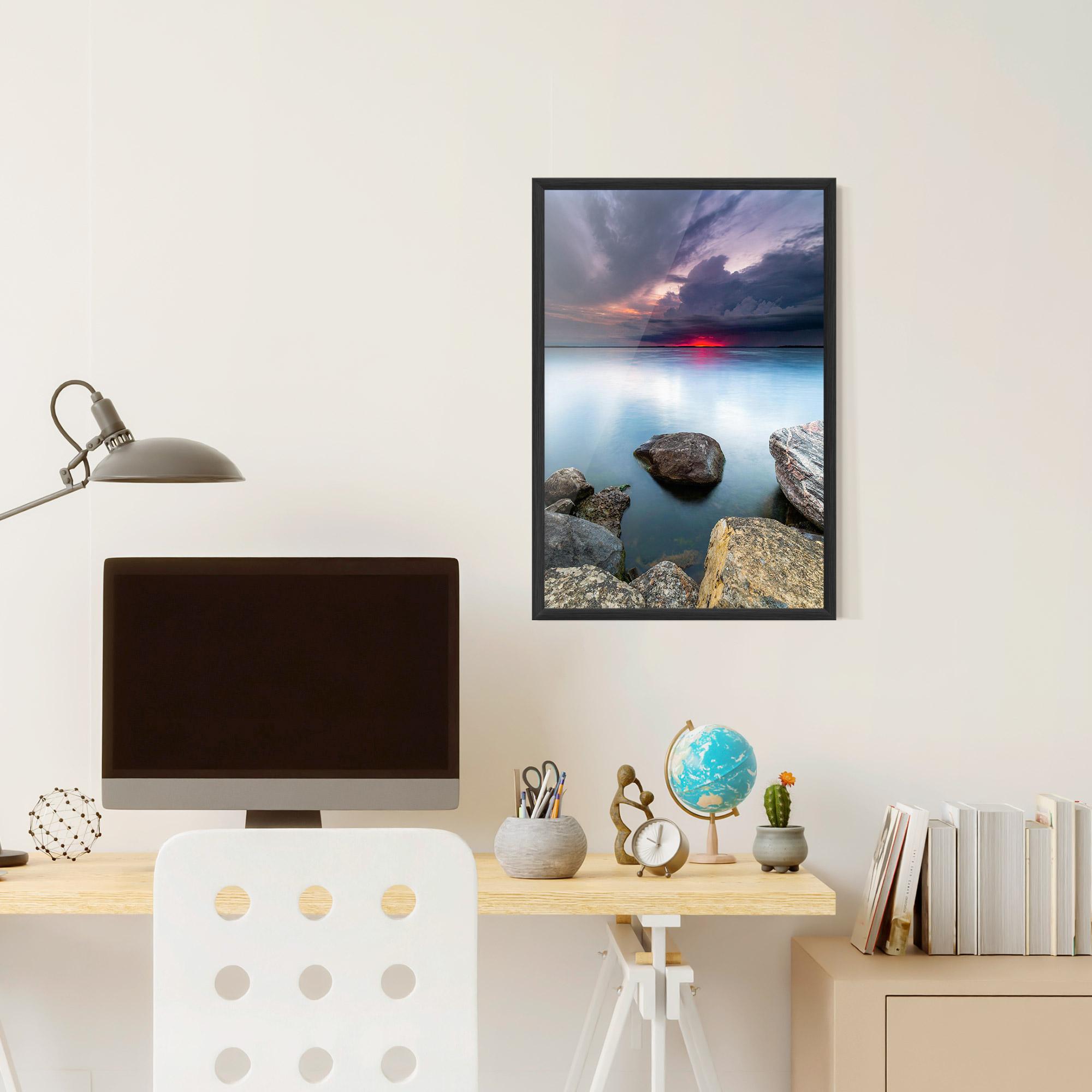 Рамкиран постер Lake Sunset mockup 6