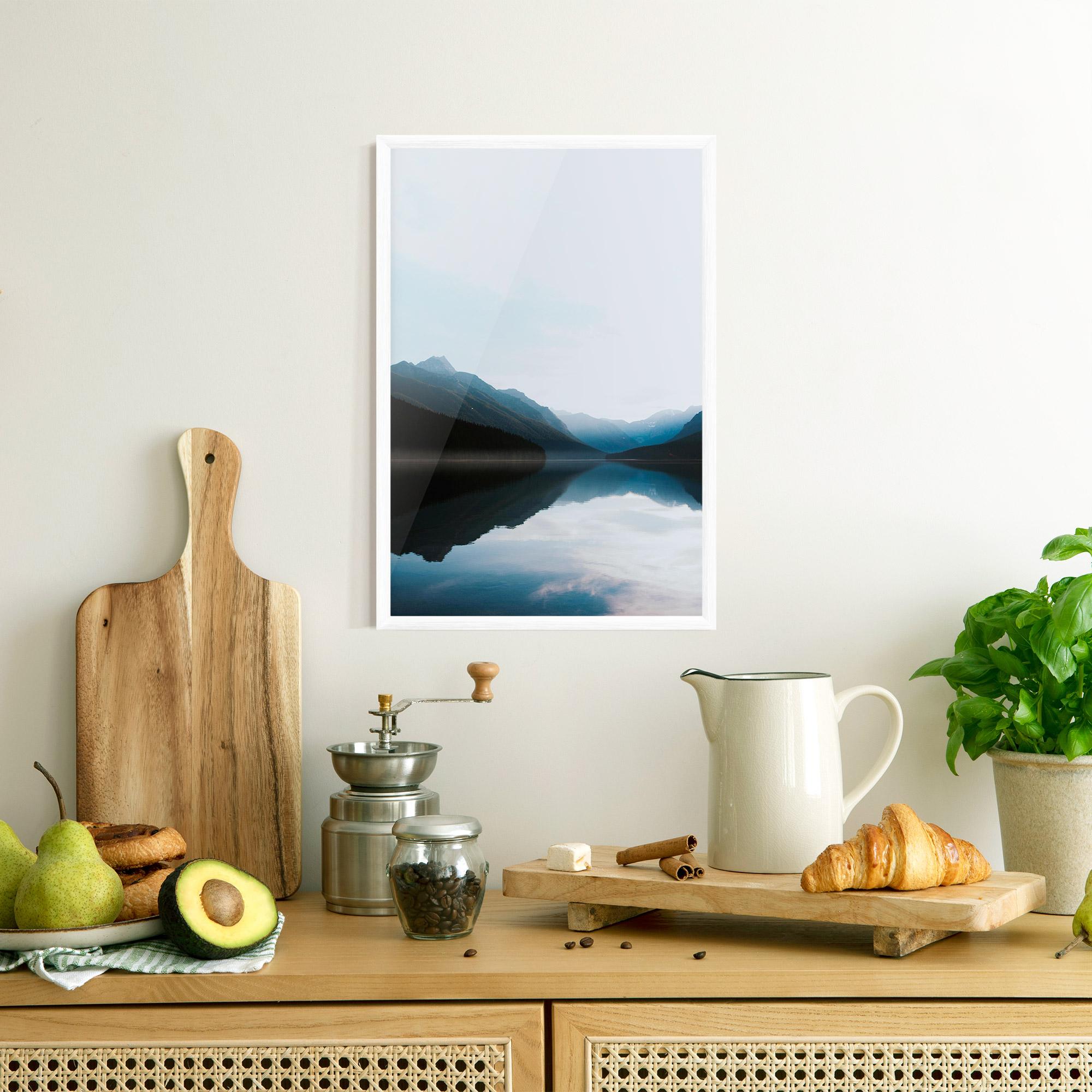 Рамкиран постер Foggy Blue Light mockup 8