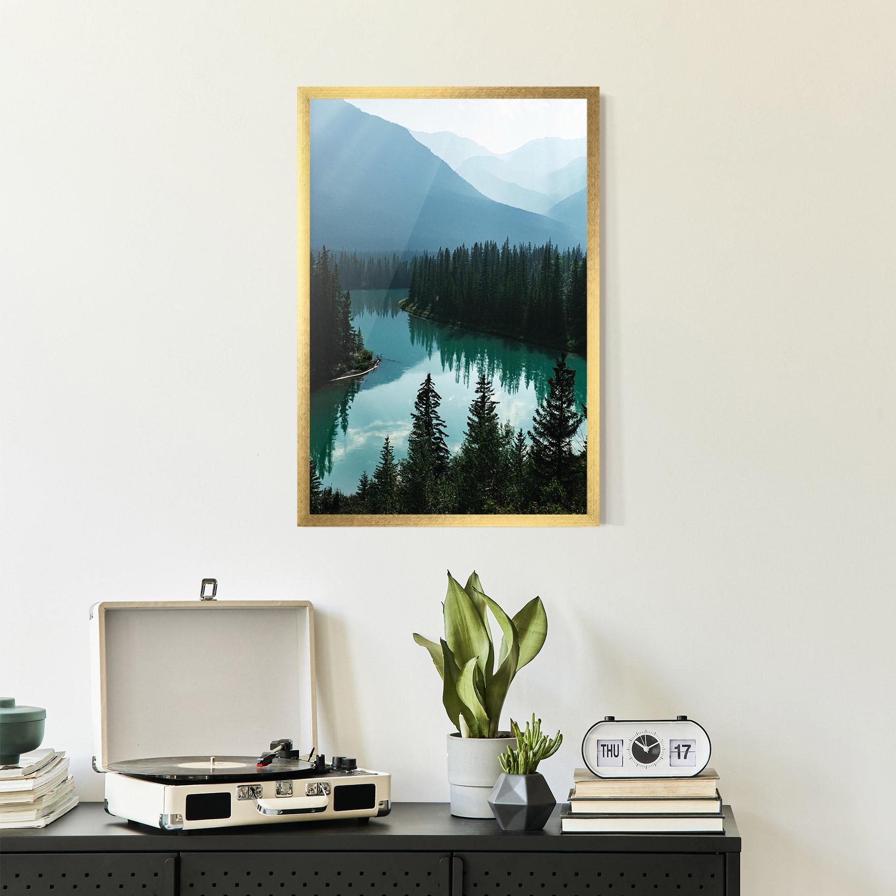 Рамкиран постер Crystal Lake mockup 2