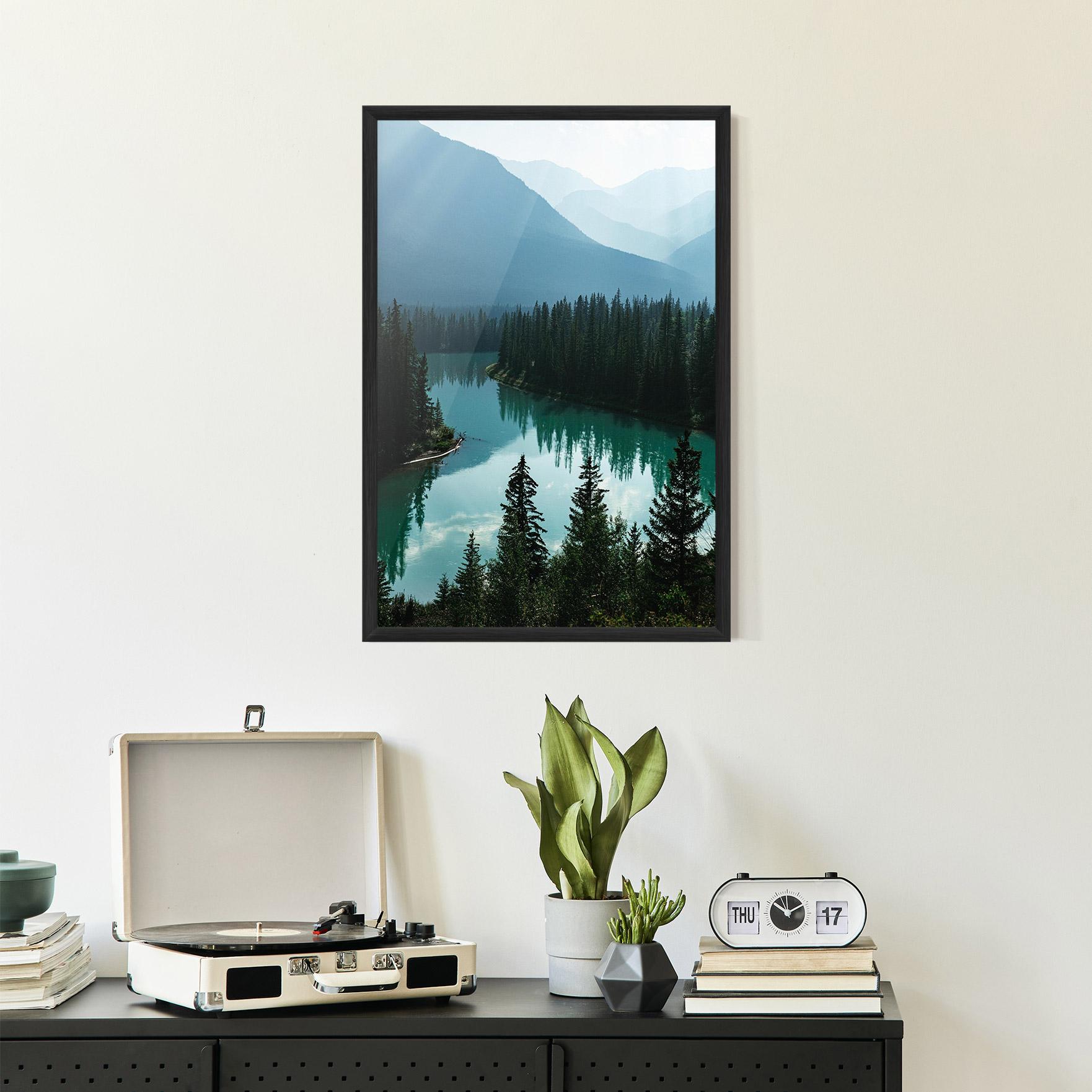 Рамкиран постер Crystal Lake mockup 2