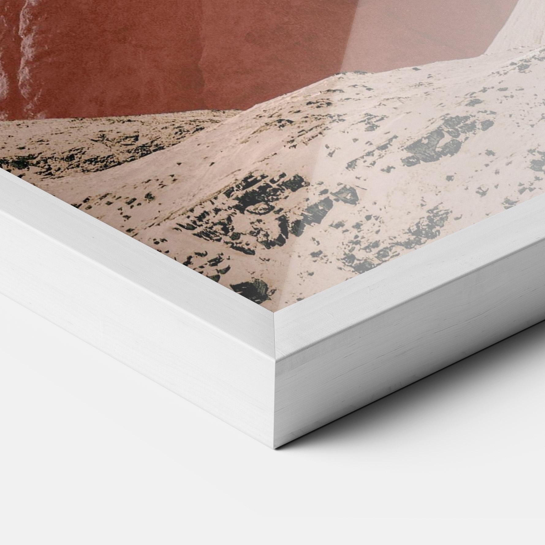 Рамкиран постер Moon Mountain Art mockup 3