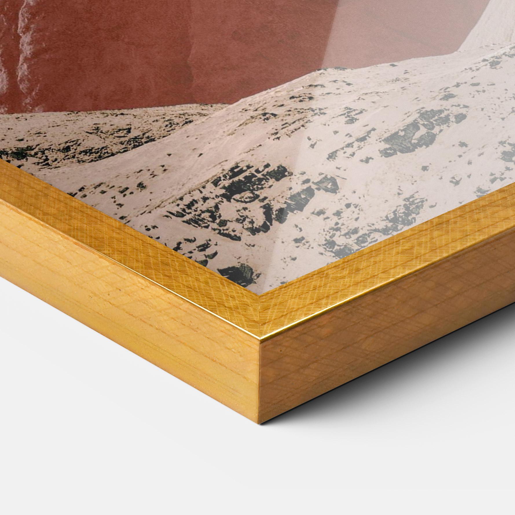 Рамкиран постер Moon Mountain Art mockup 3