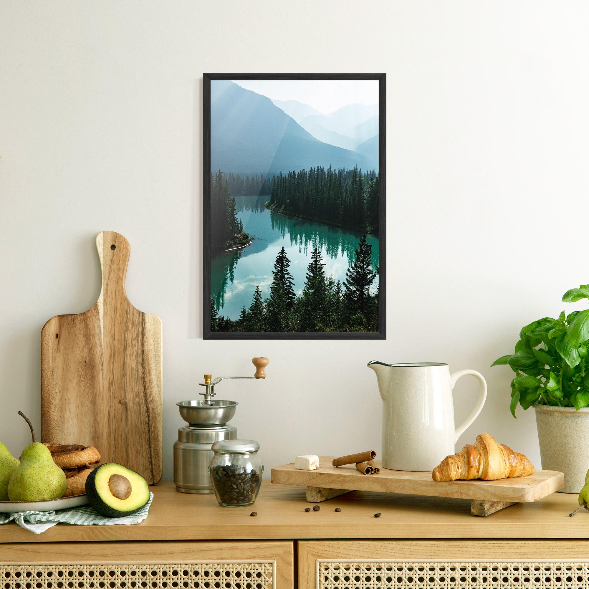 Рамкиран постер Crystal Lake mockup 8