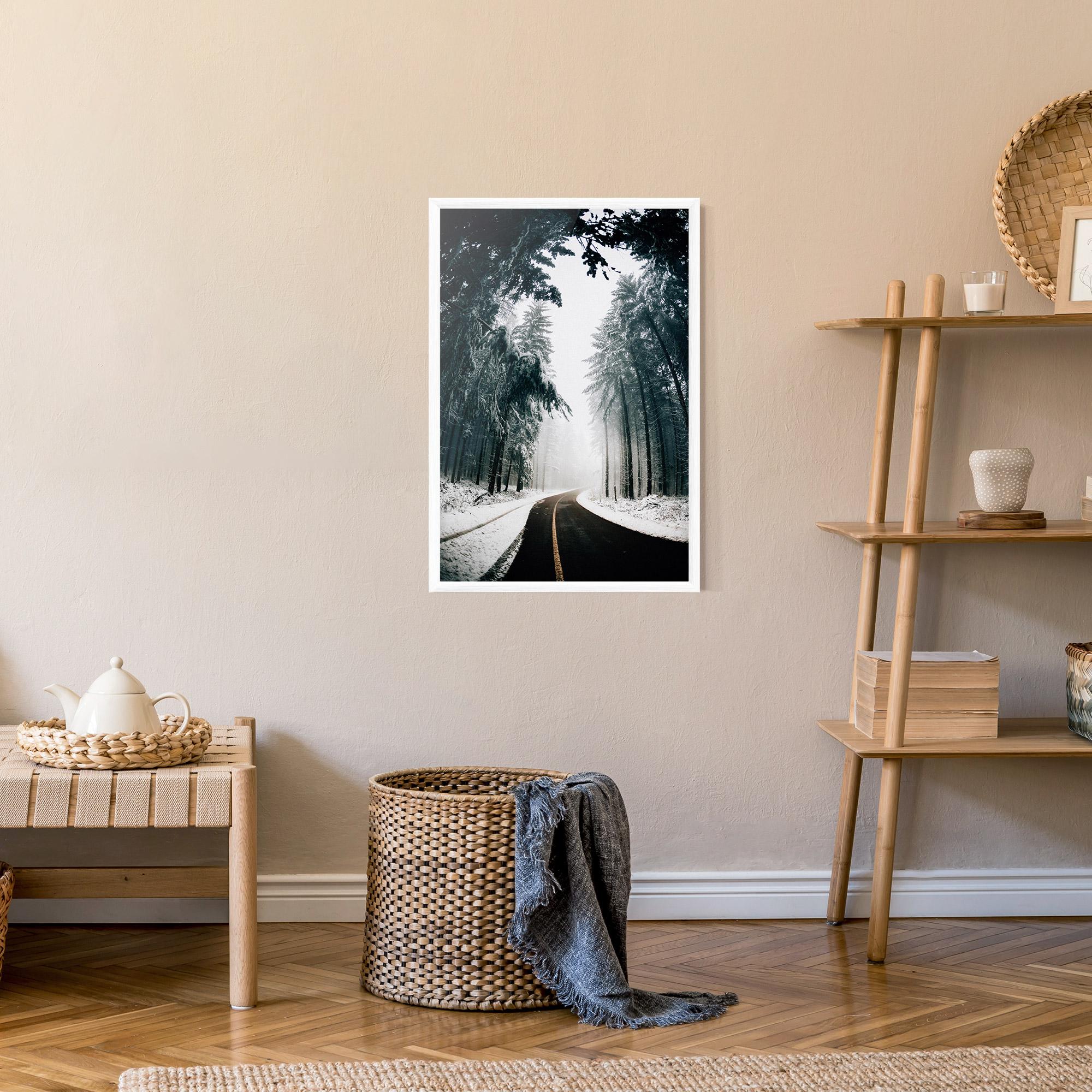 Рамкиран постер Snow Road Dorest mockup 9
